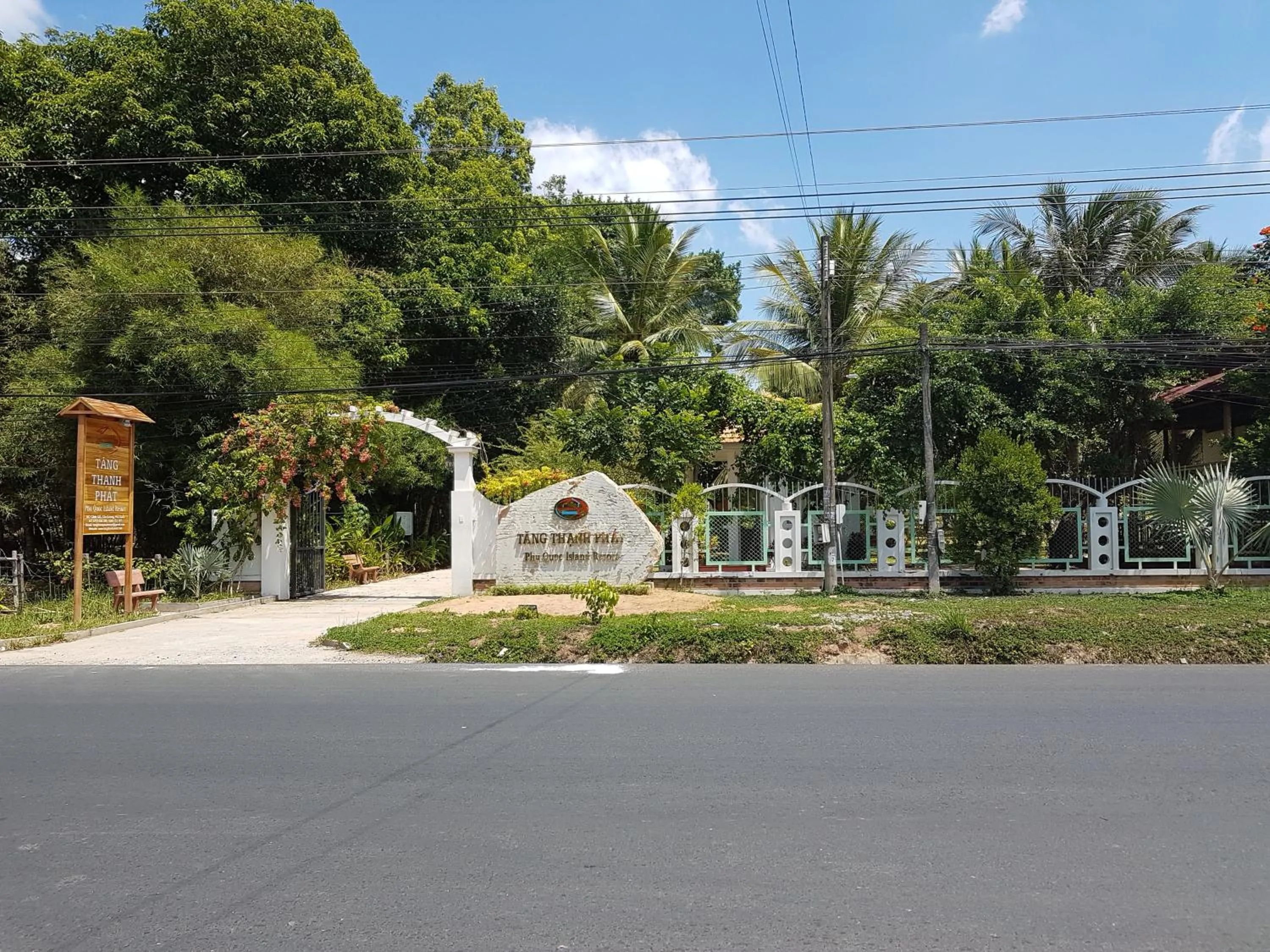 Facade/entrance in Tang Thanh Phat Resort
