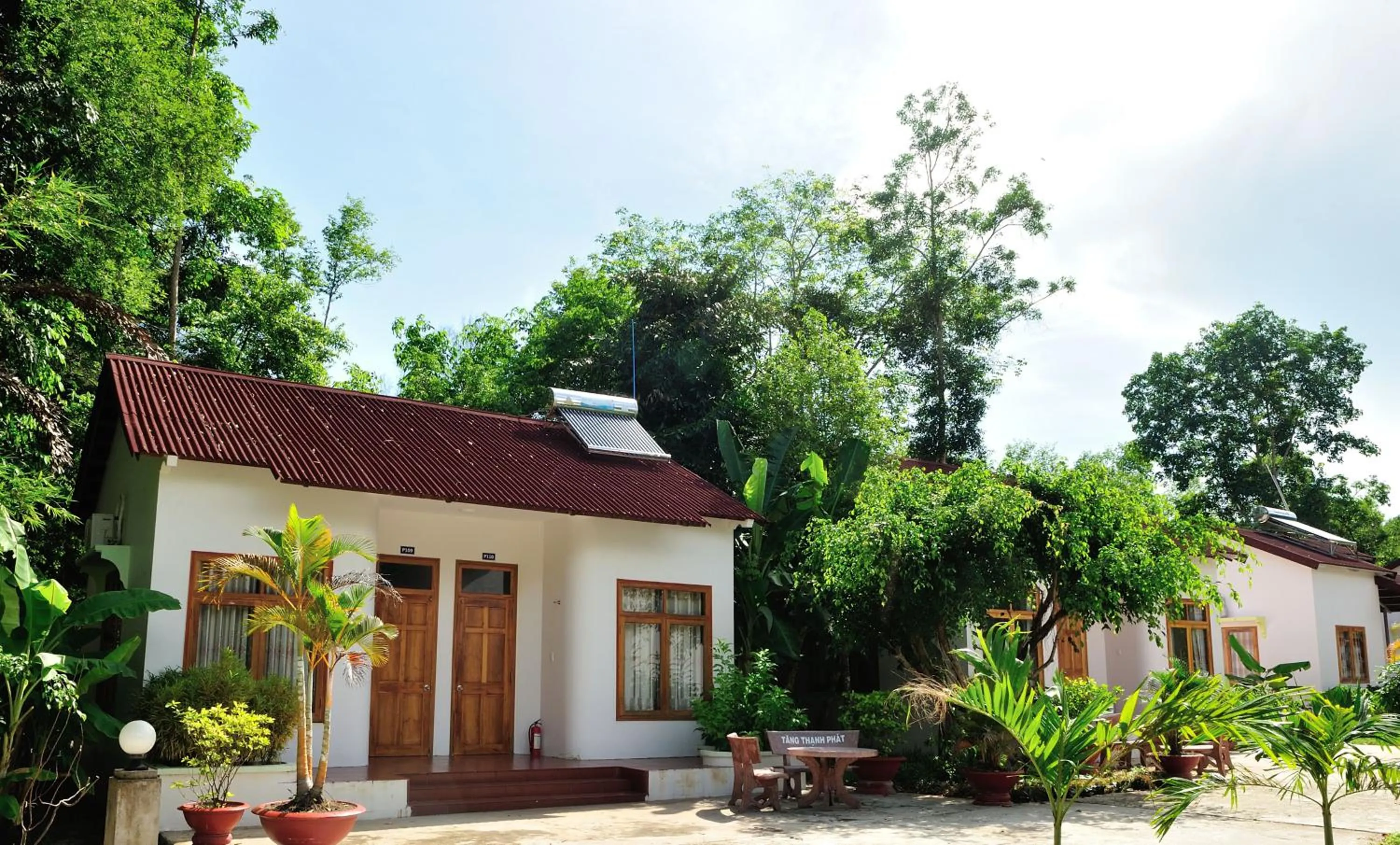 Property building in Tang Thanh Phat Resort