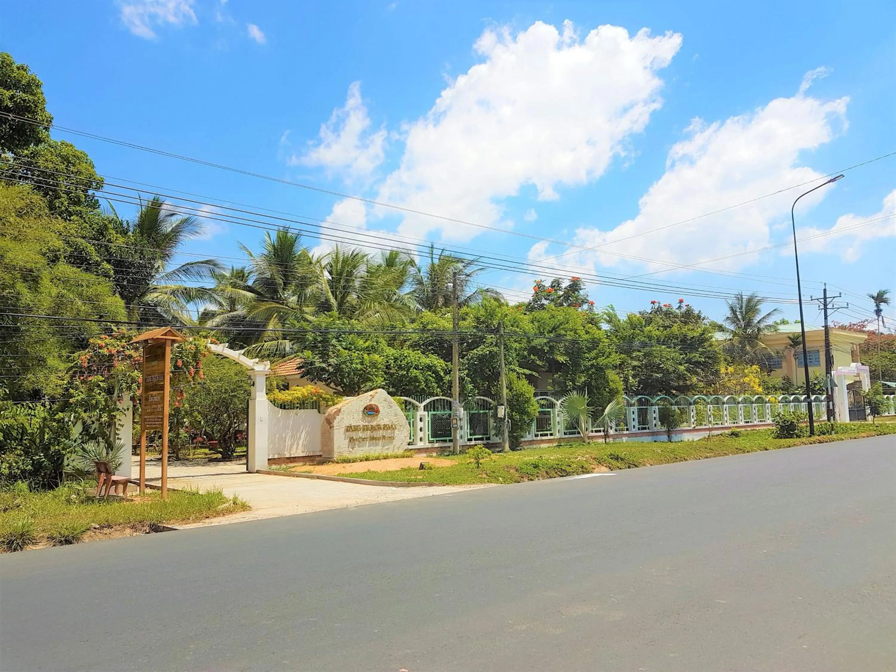 Facade/entrance in Tang Thanh Phat Resort