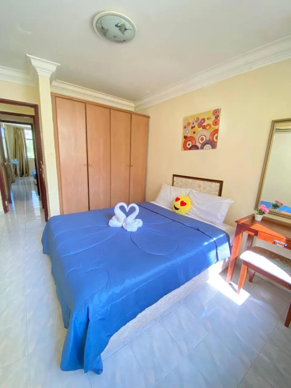 Bedroom, Bed in Teluk Batik Holiday Apartment