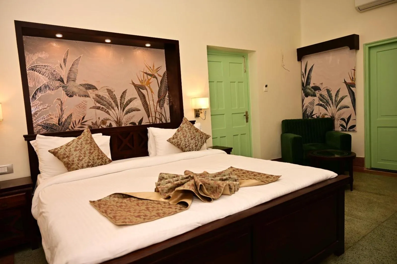 Bed in The Jais Boutique Stay