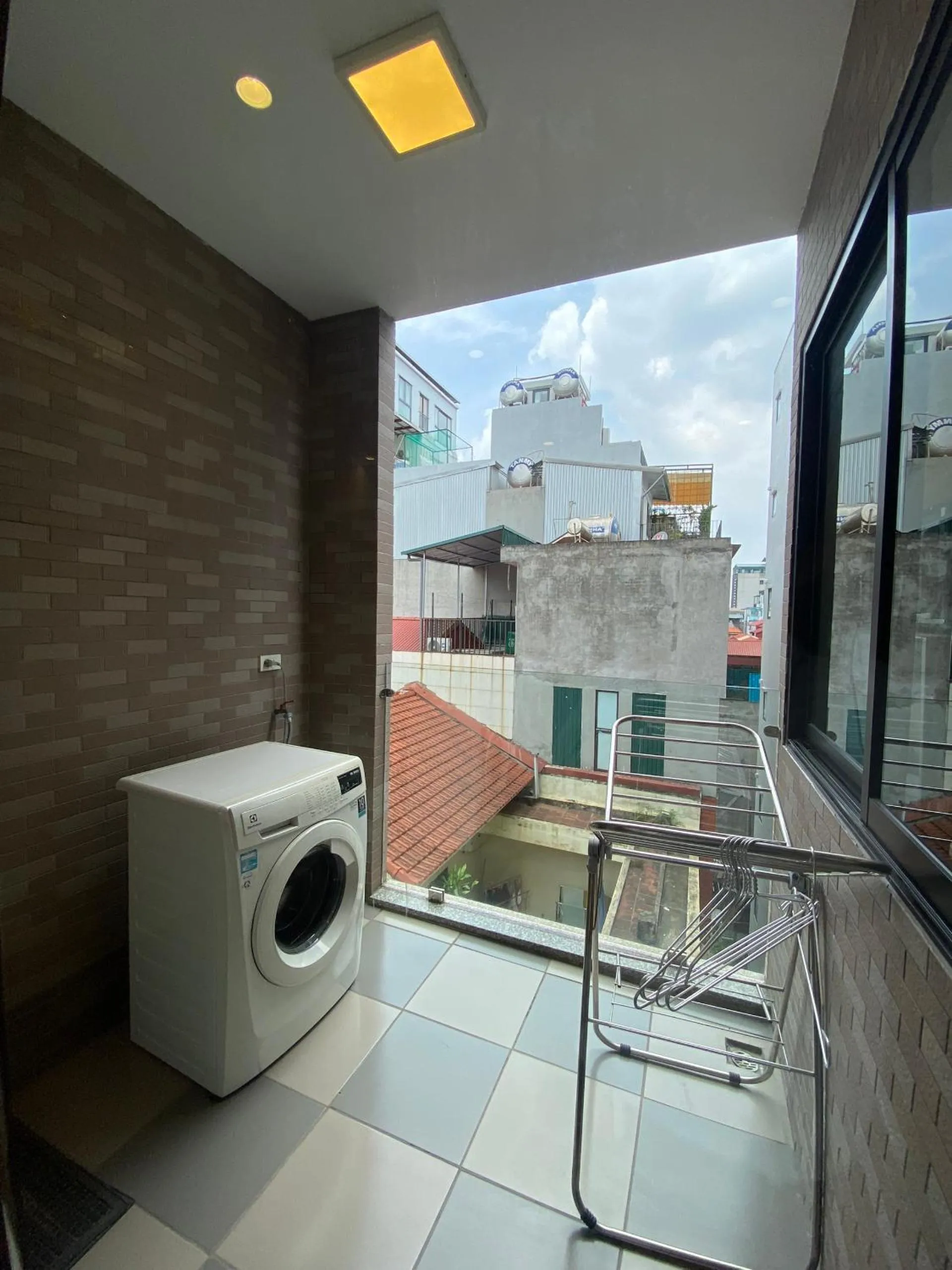 Hi.Home House near Lake