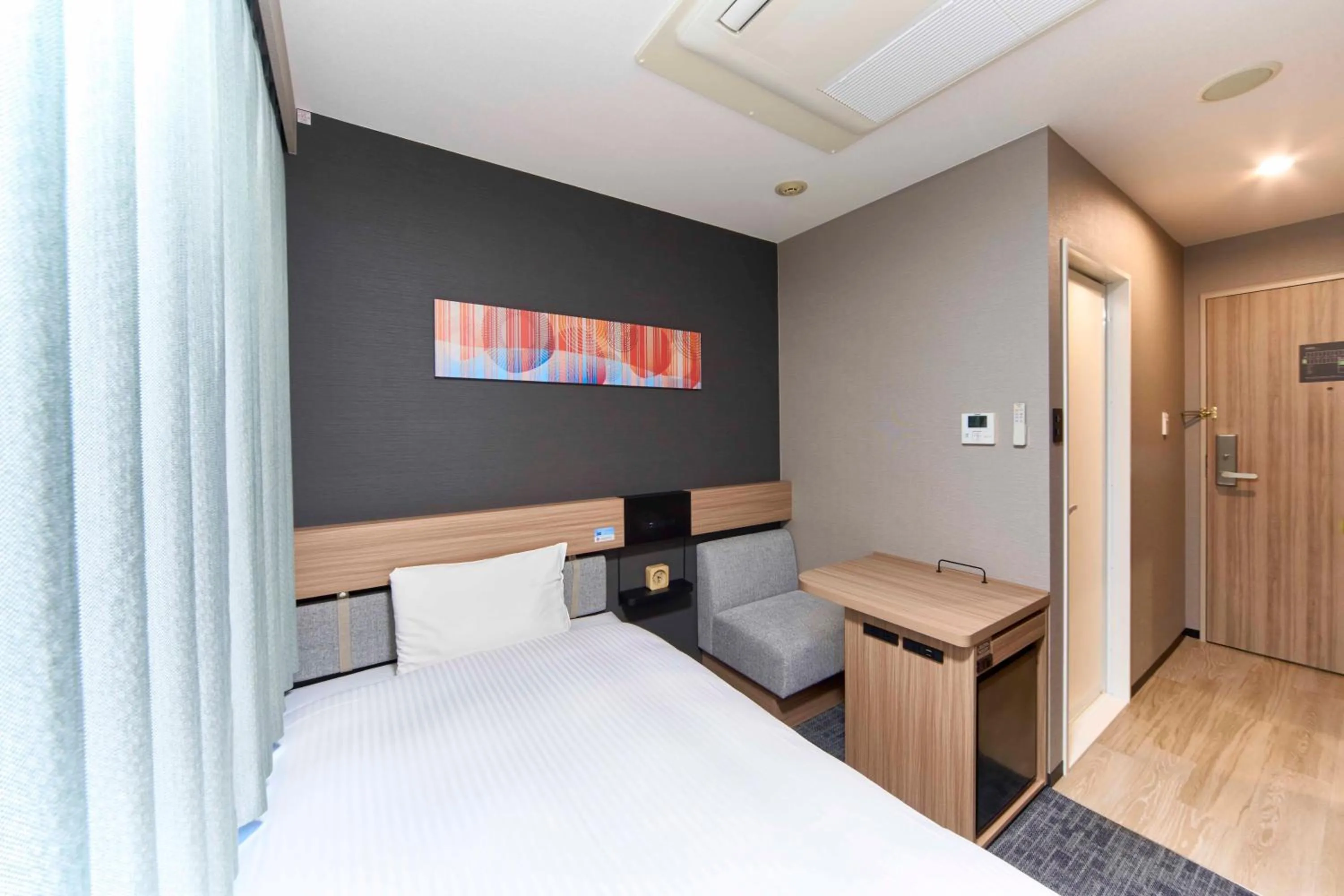 Bed in Washington R&B Hotel Umeda East