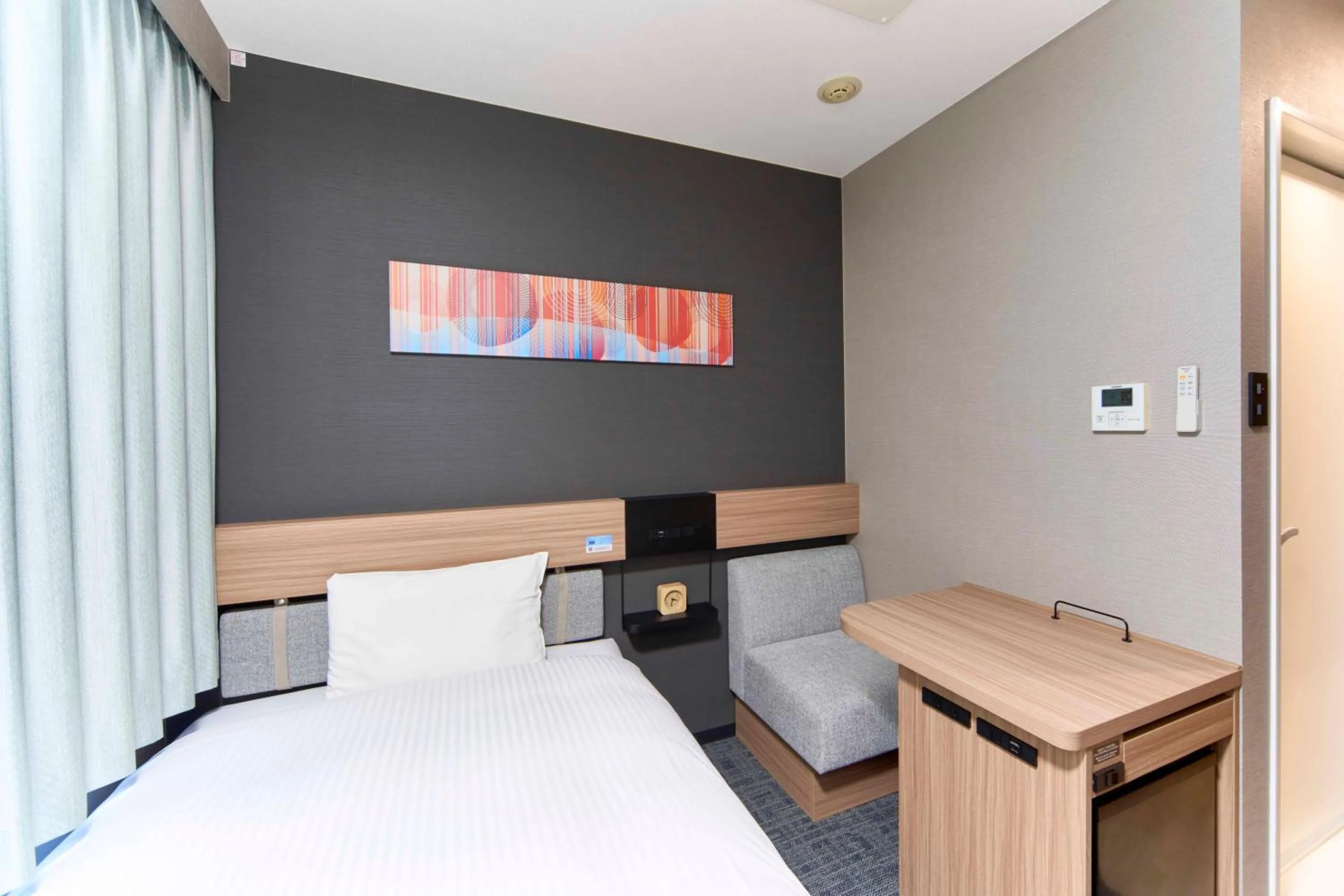 Bed in Washington R&B Hotel Umeda East
