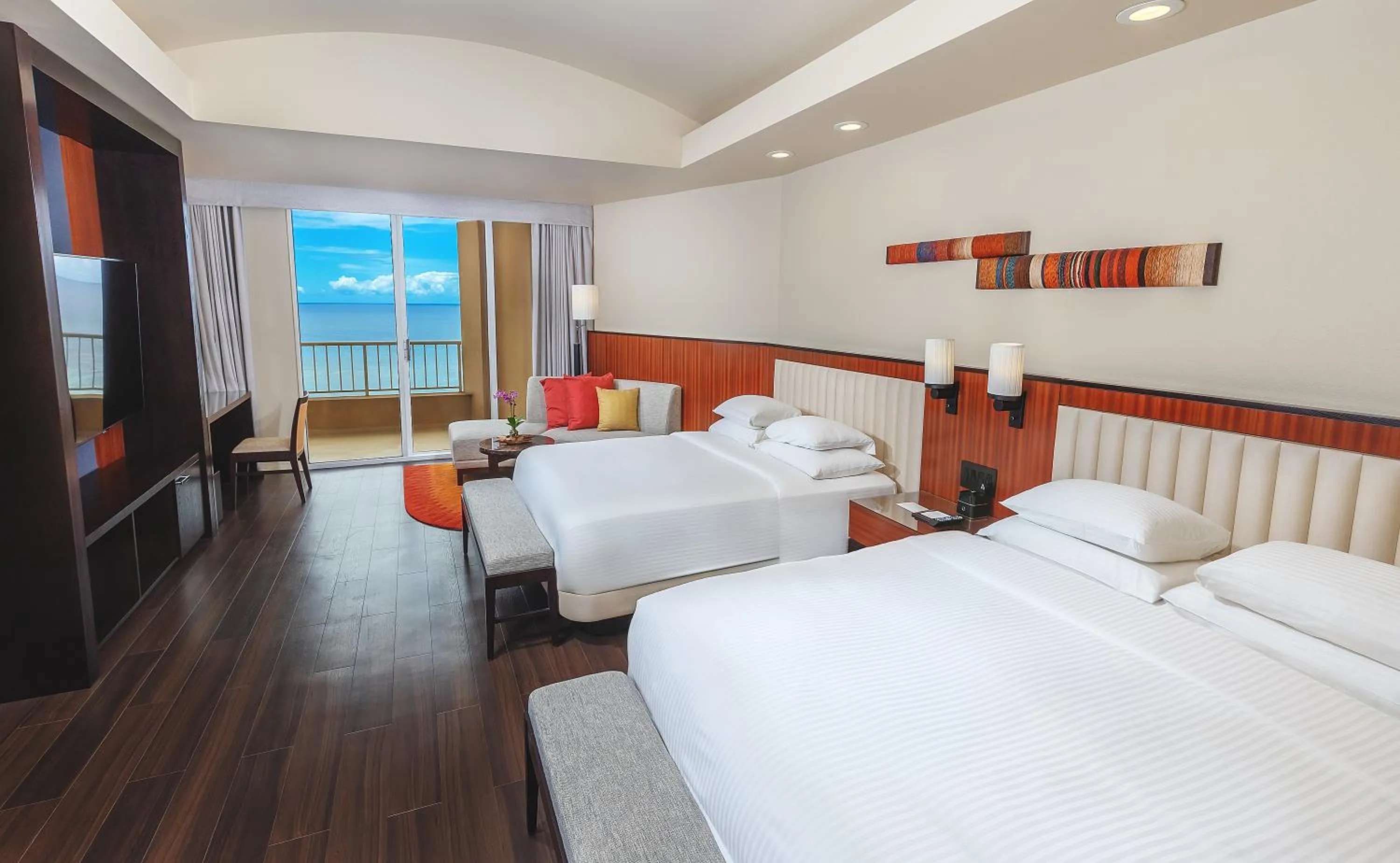 Bedroom, Bed in Hyatt Regency Guam