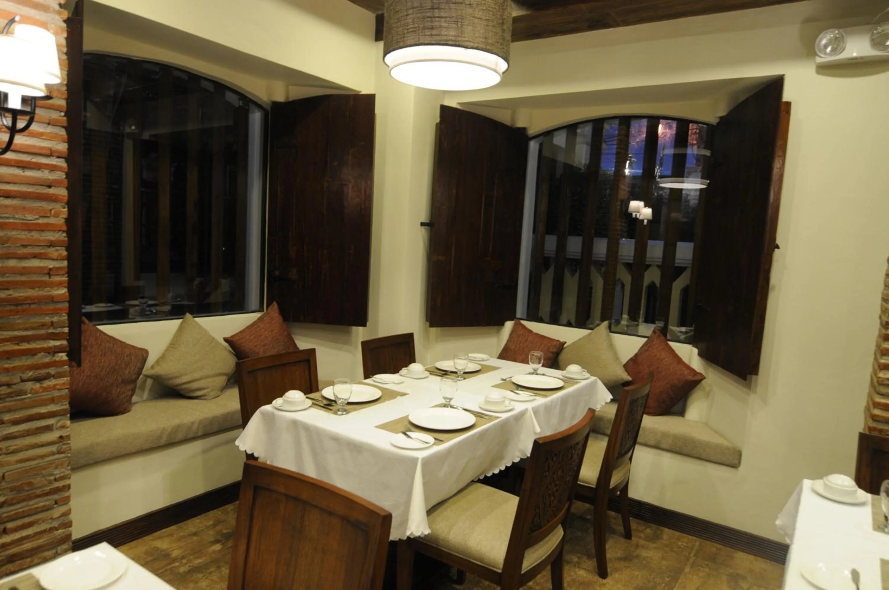 Restaurant/places to eat in Hotel Veneto De Vigan
