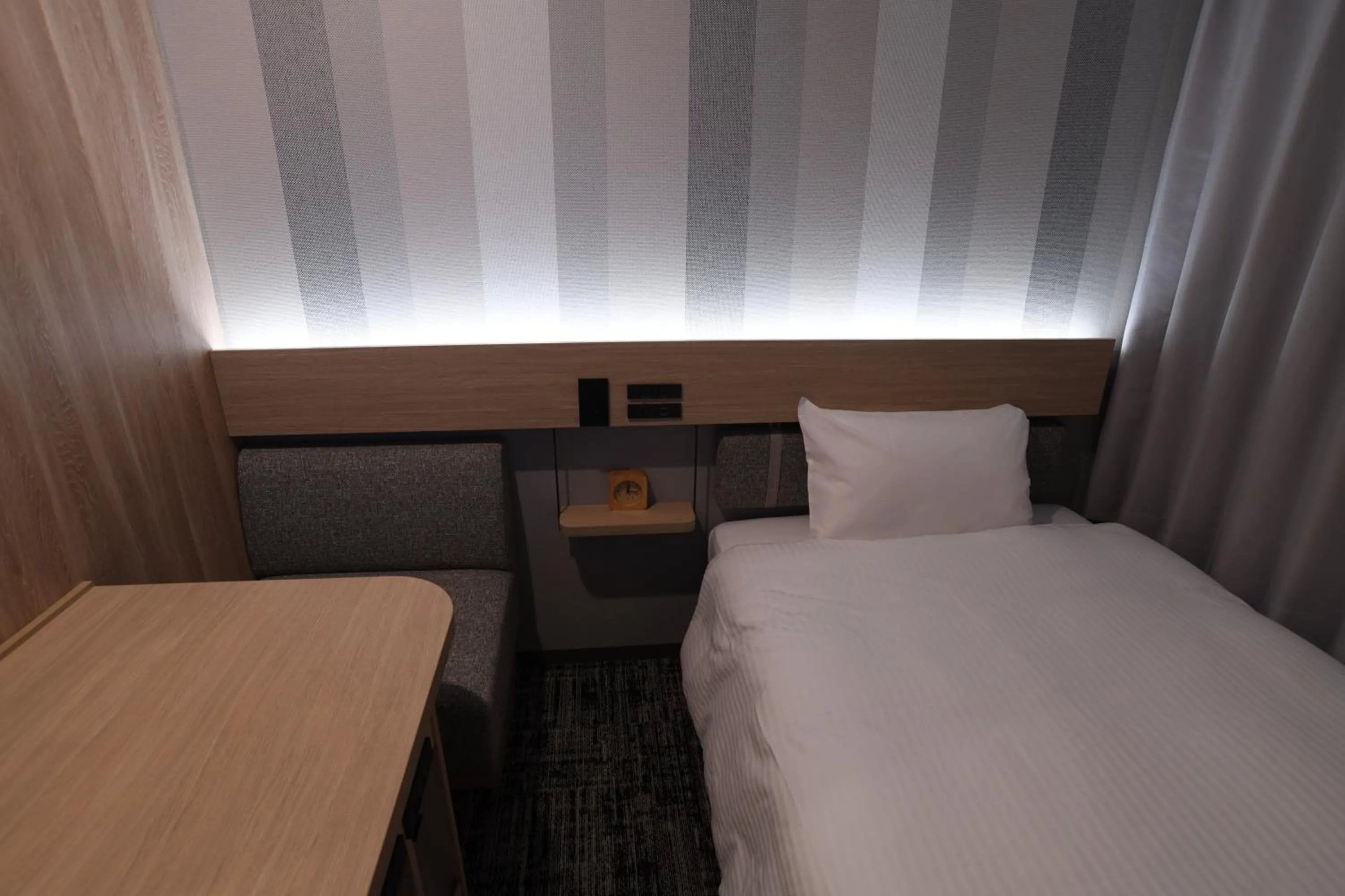 Photo of the whole room, Bed in WASHINGTON R&B Hotel Ueno Hirokoji