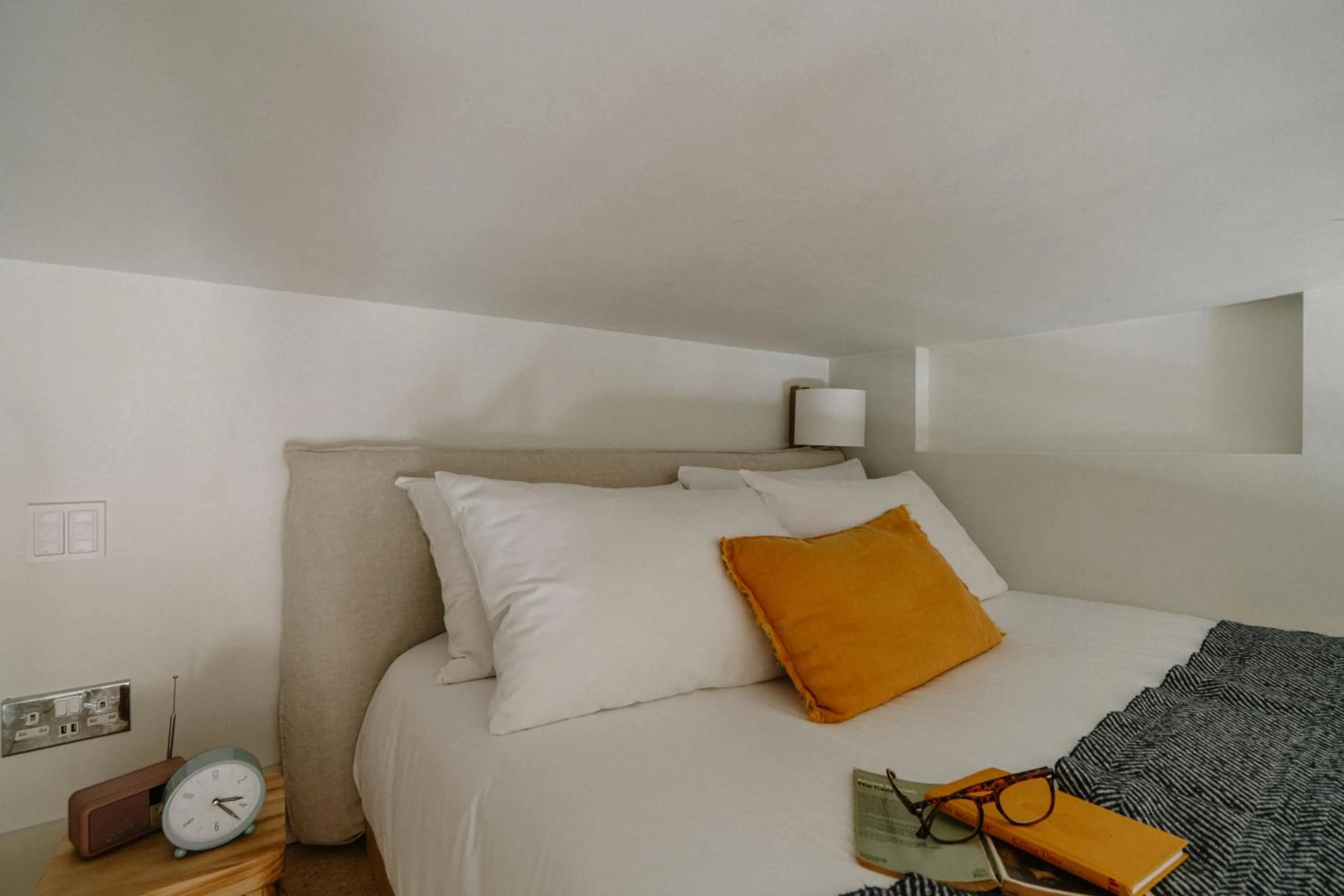 Bedroom, Bed in Mason & Fifth, Bermondsey