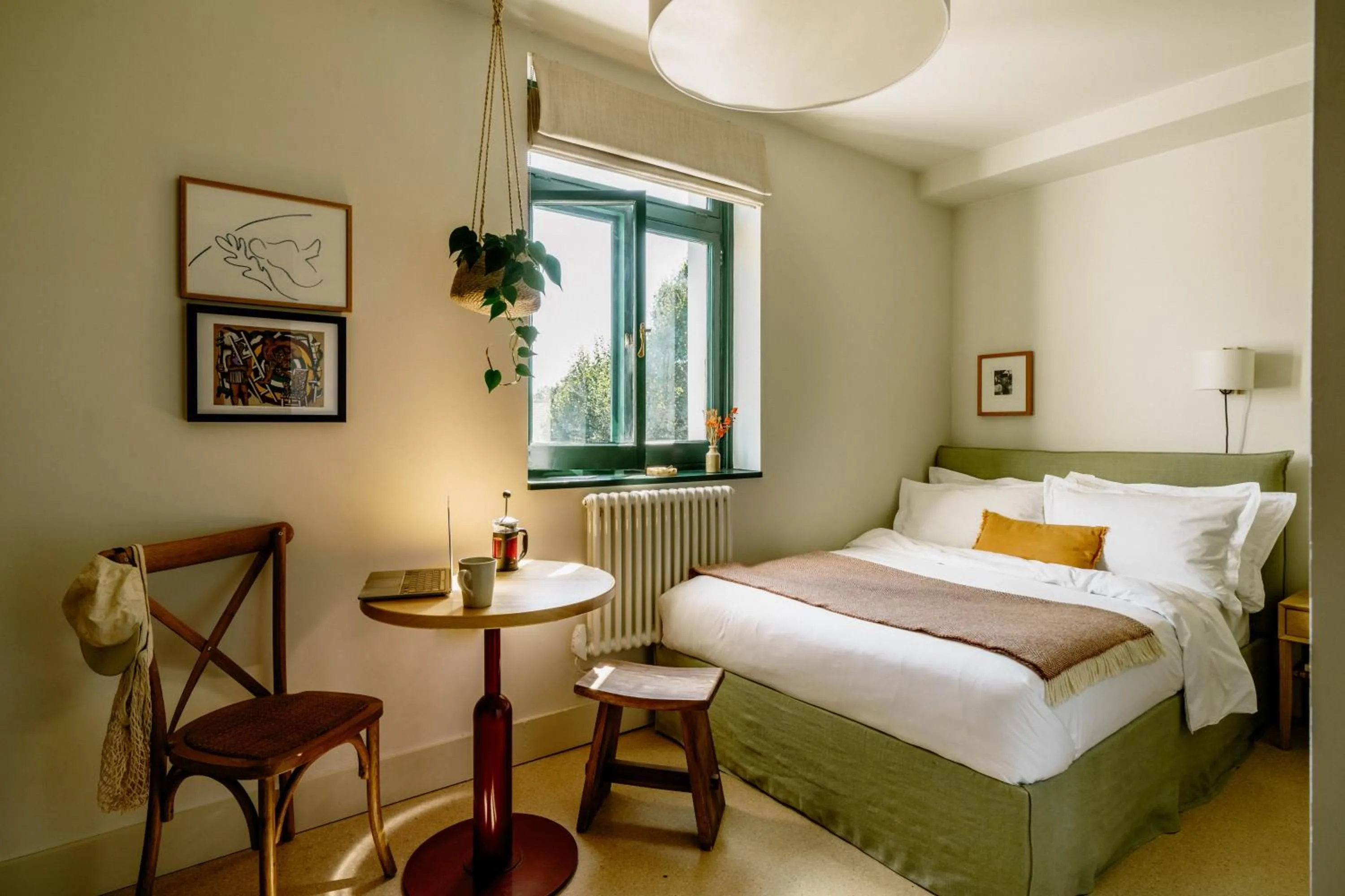 Bed in Mason & Fifth, Bermondsey