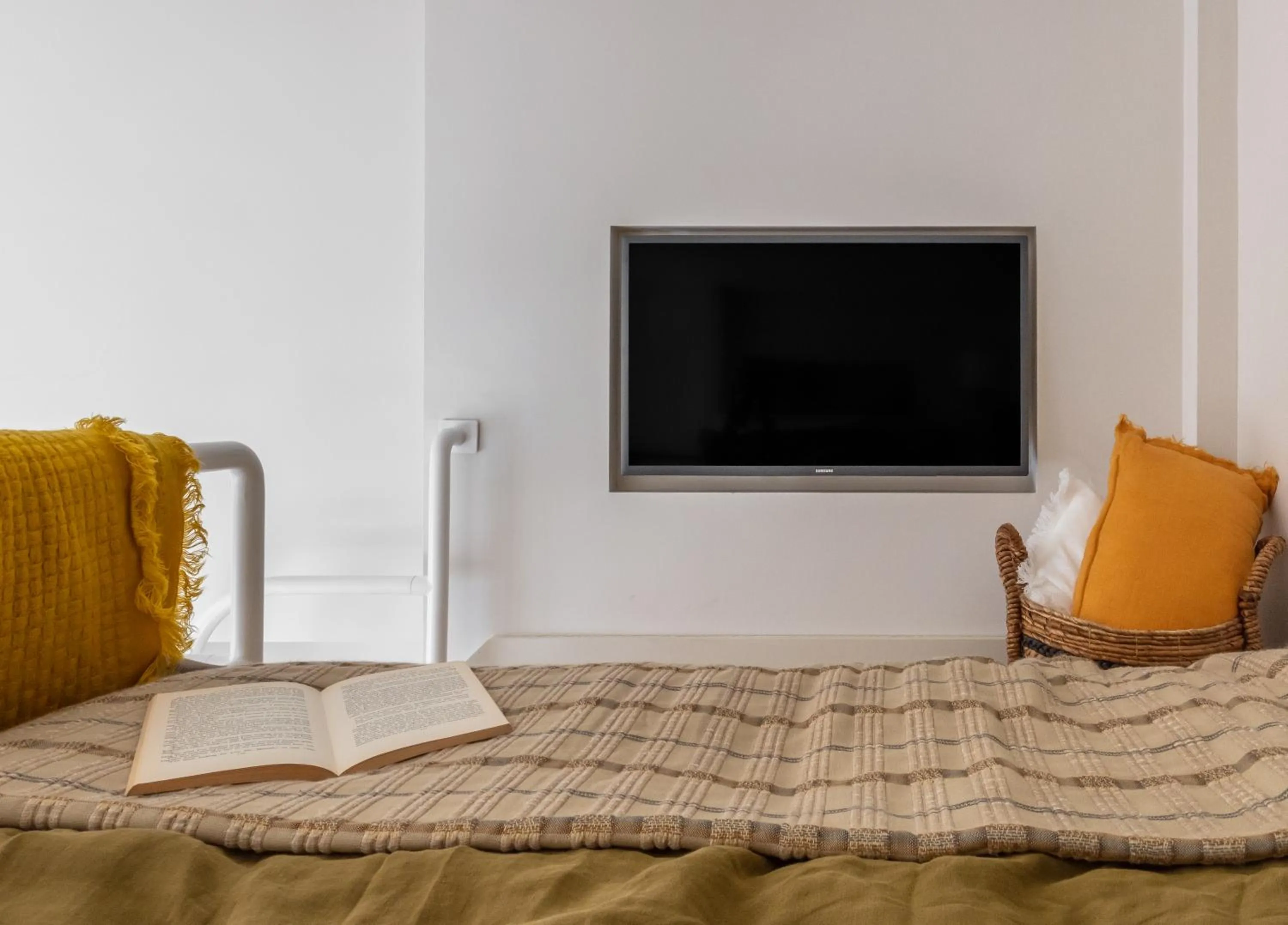 Bed in Mason & Fifth, Bermondsey