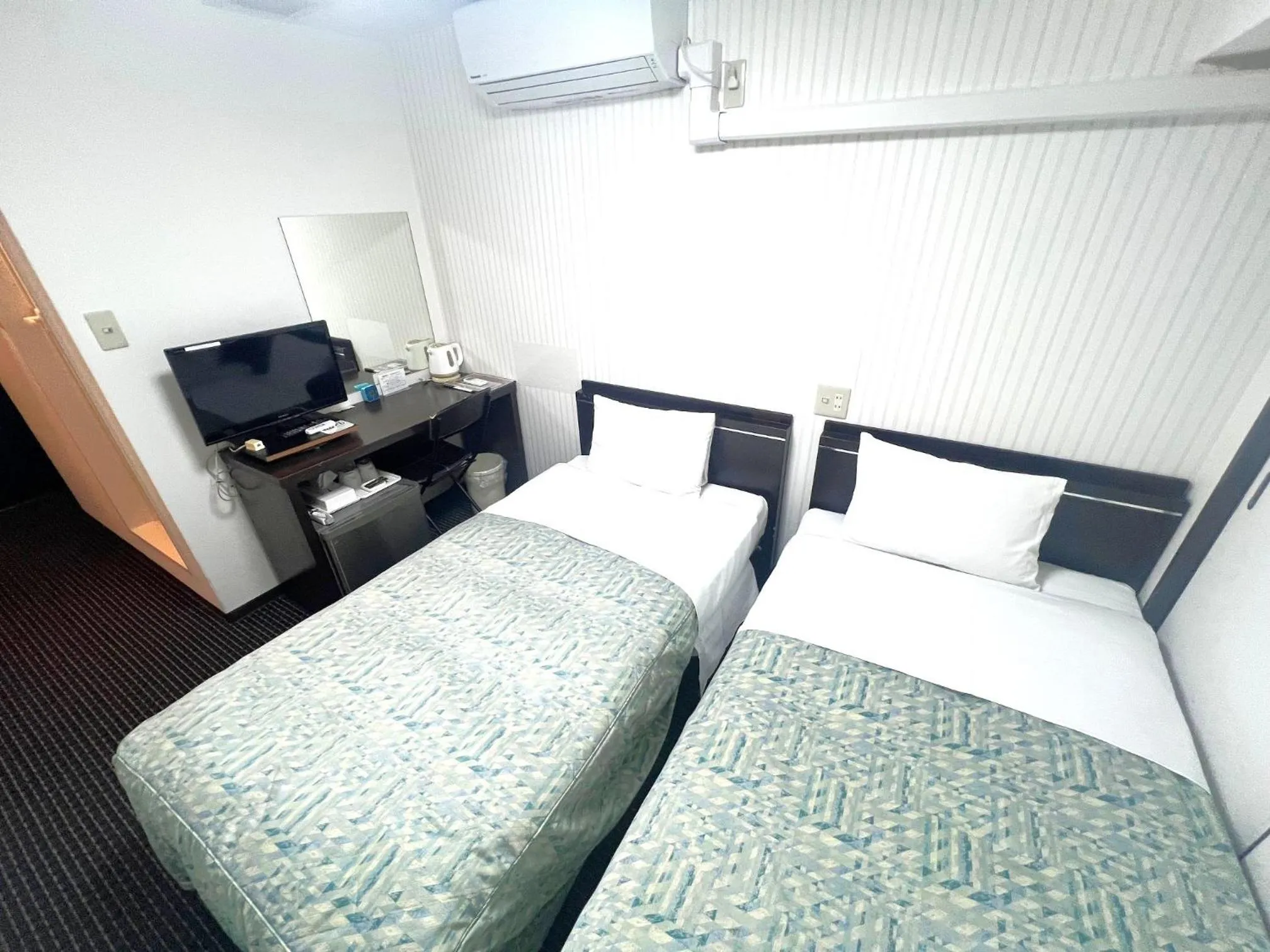 Bed in Business Inn Sennichimae Hotel