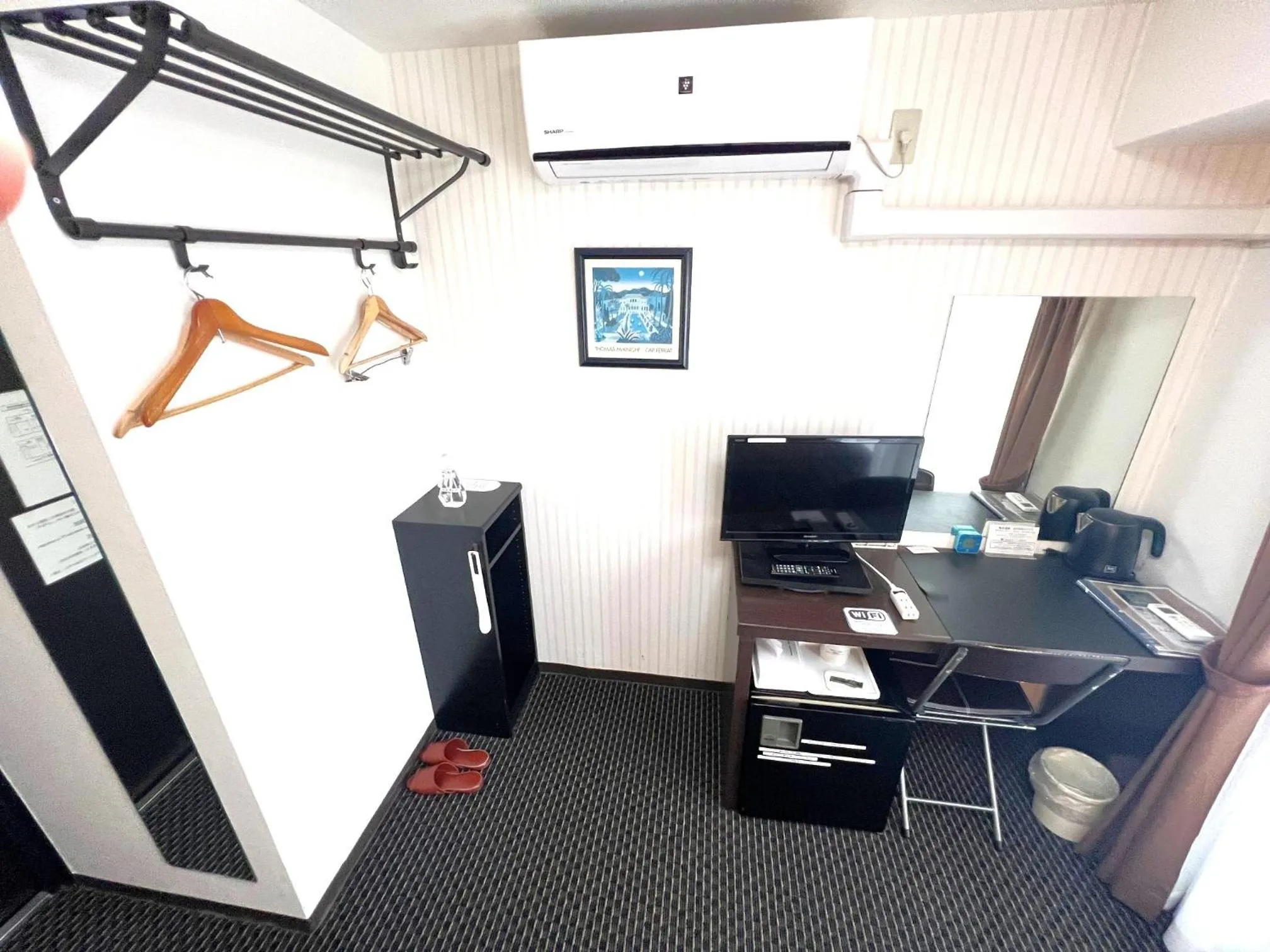 Business Inn Sennichimae Hotel