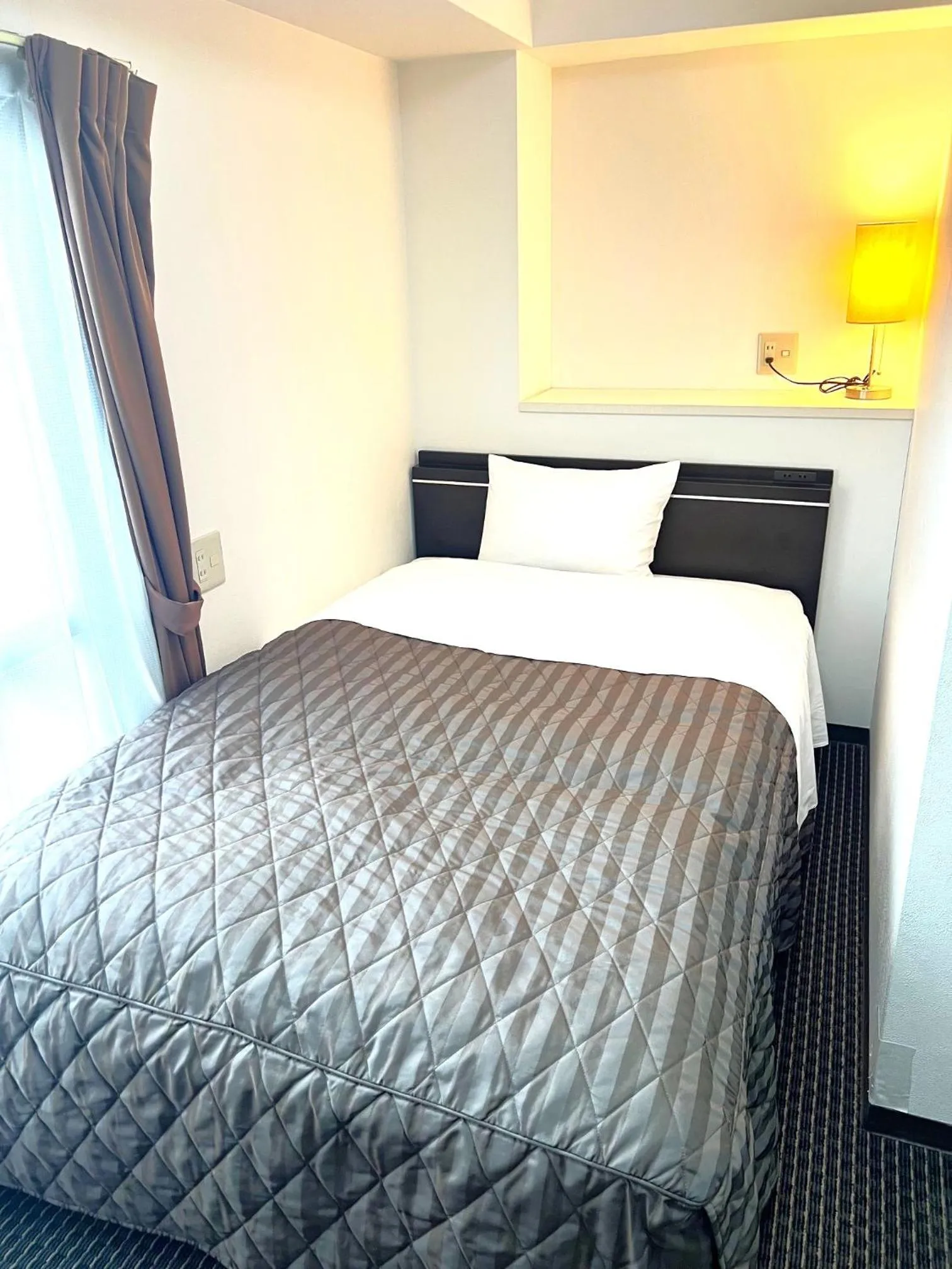 Bed in Business Inn Sennichimae Hotel