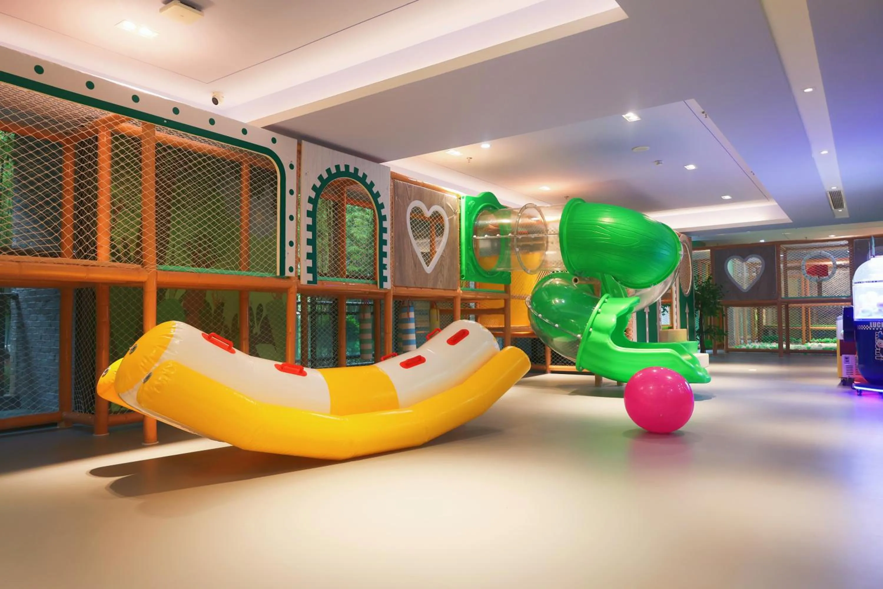Kids's club in Hentique Manna Tangshan