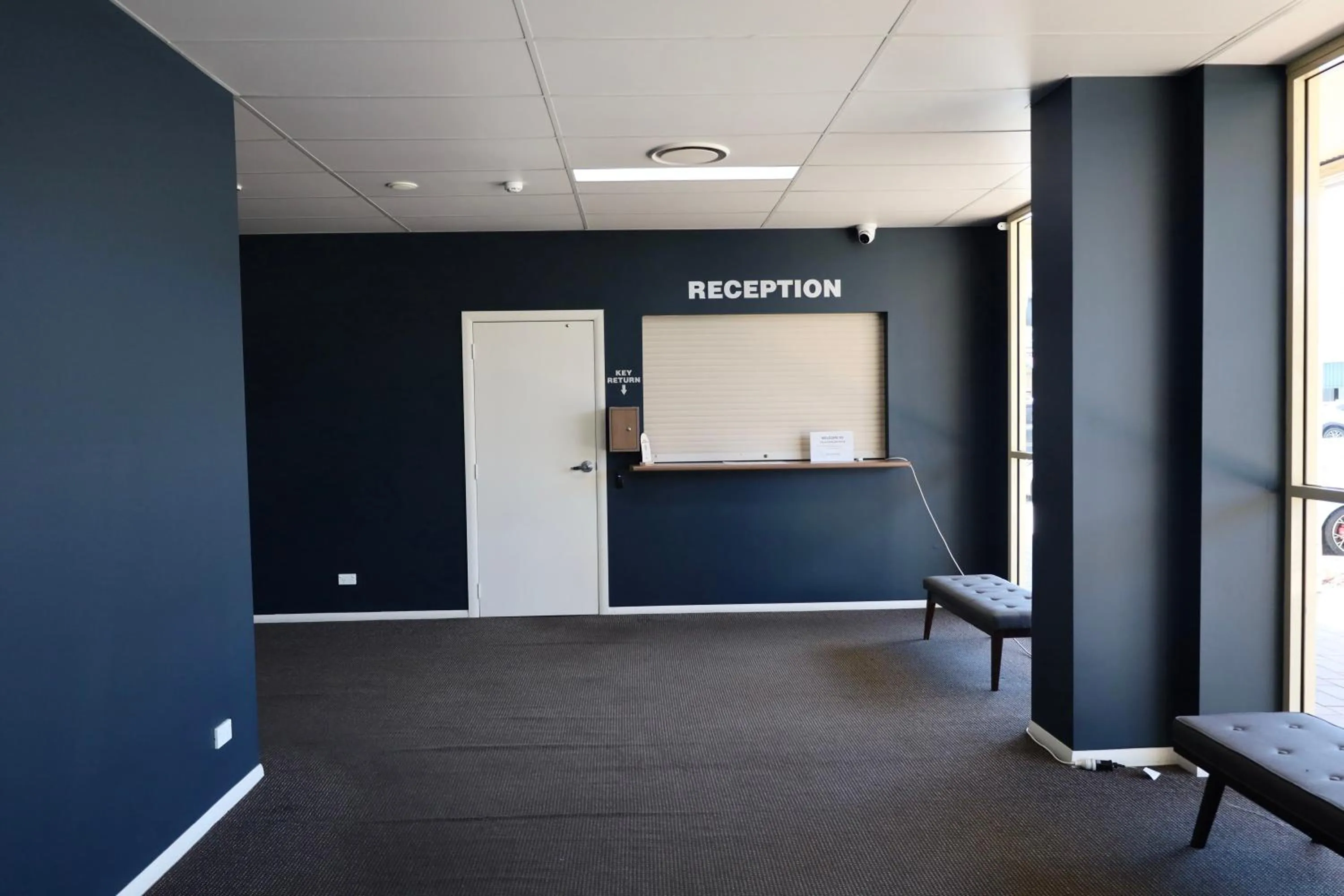 Lobby or reception in The Australian Hotel Motel