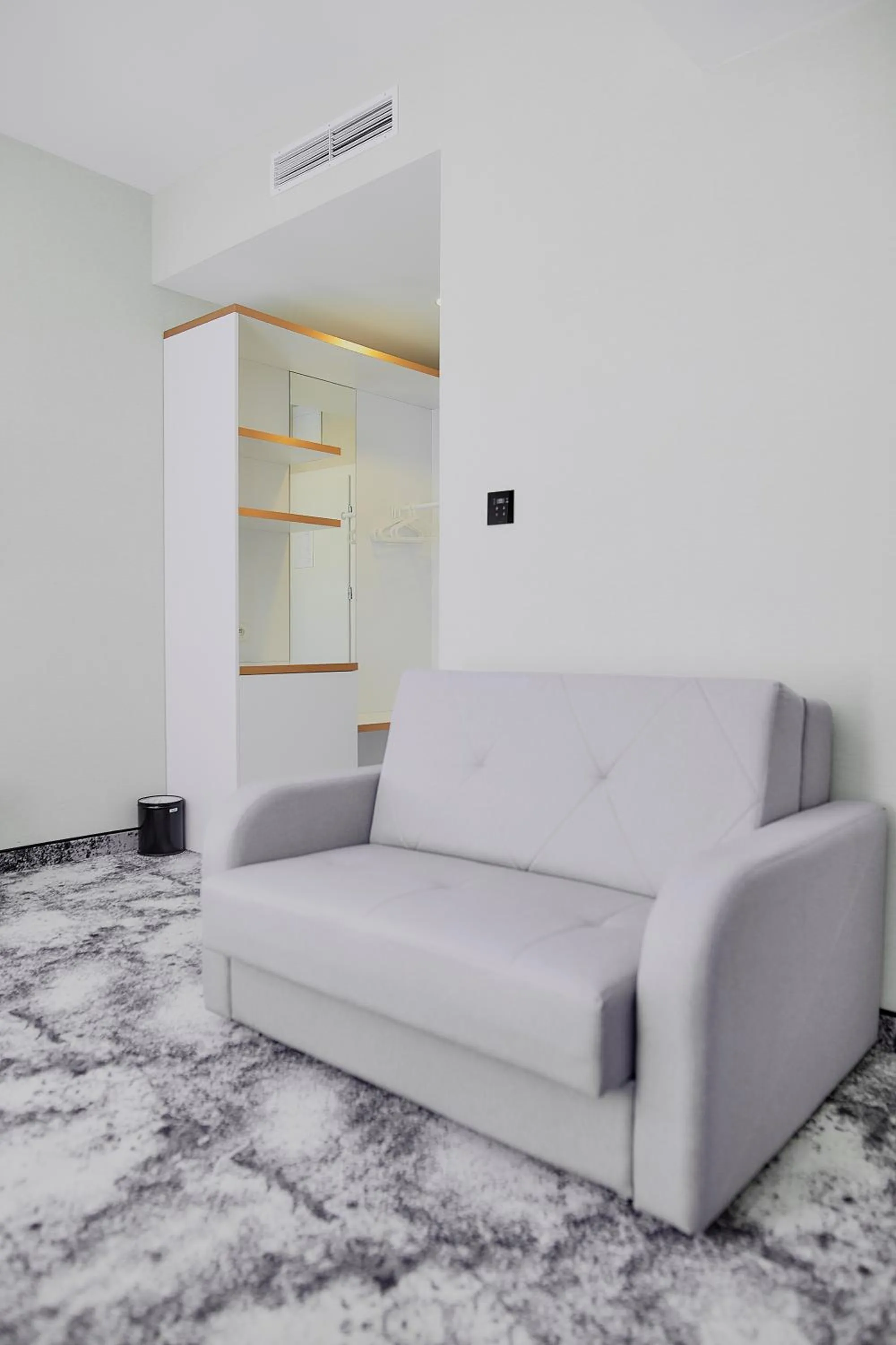 Photo of the whole room in Tulip Inn Żyrardów