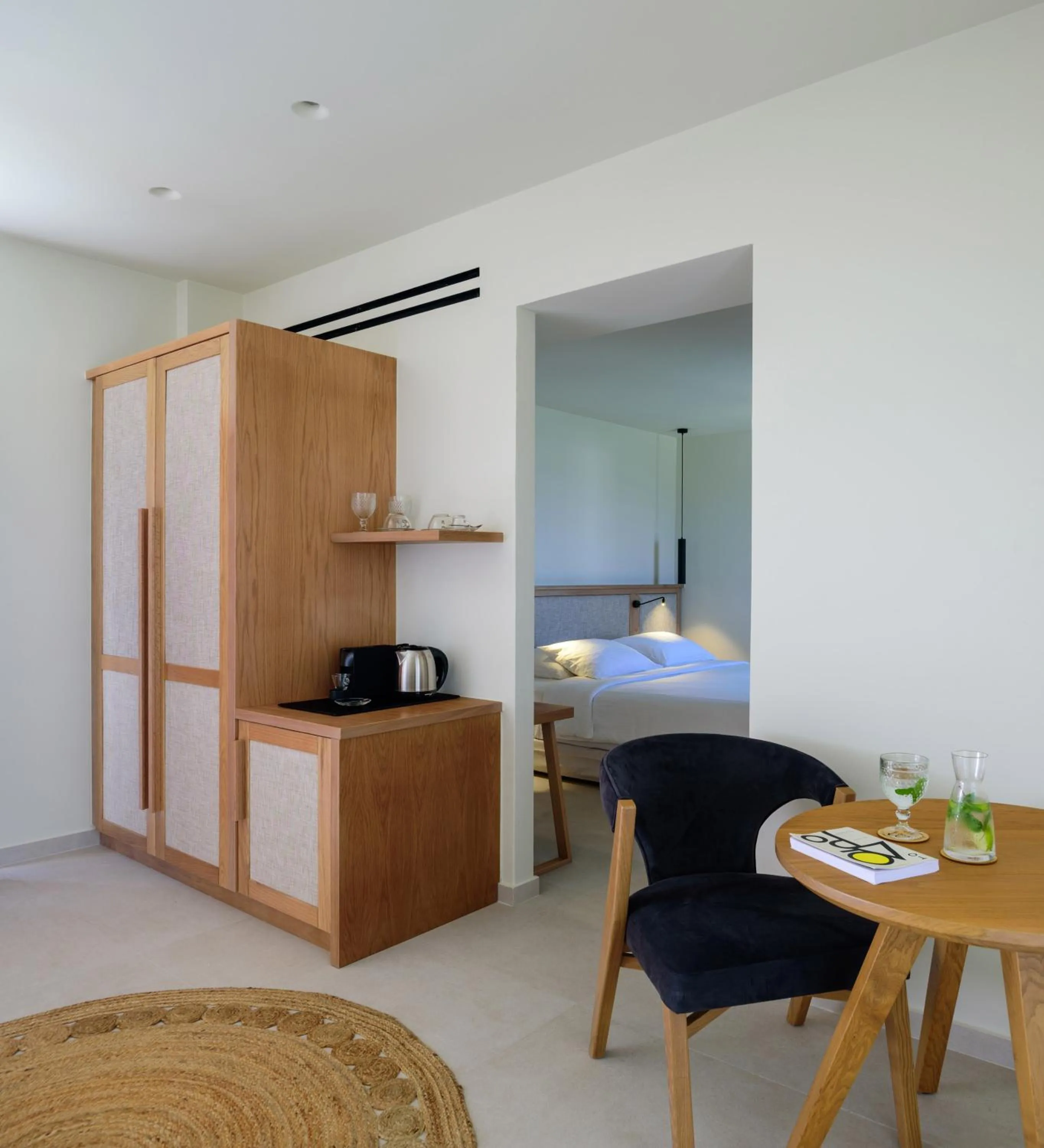 Bed in 11:11 By Potnia