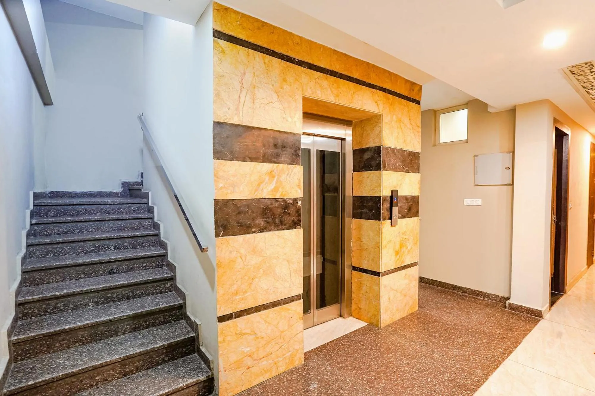 elevator in FabHotel Cloud 9 Shopprix Mall