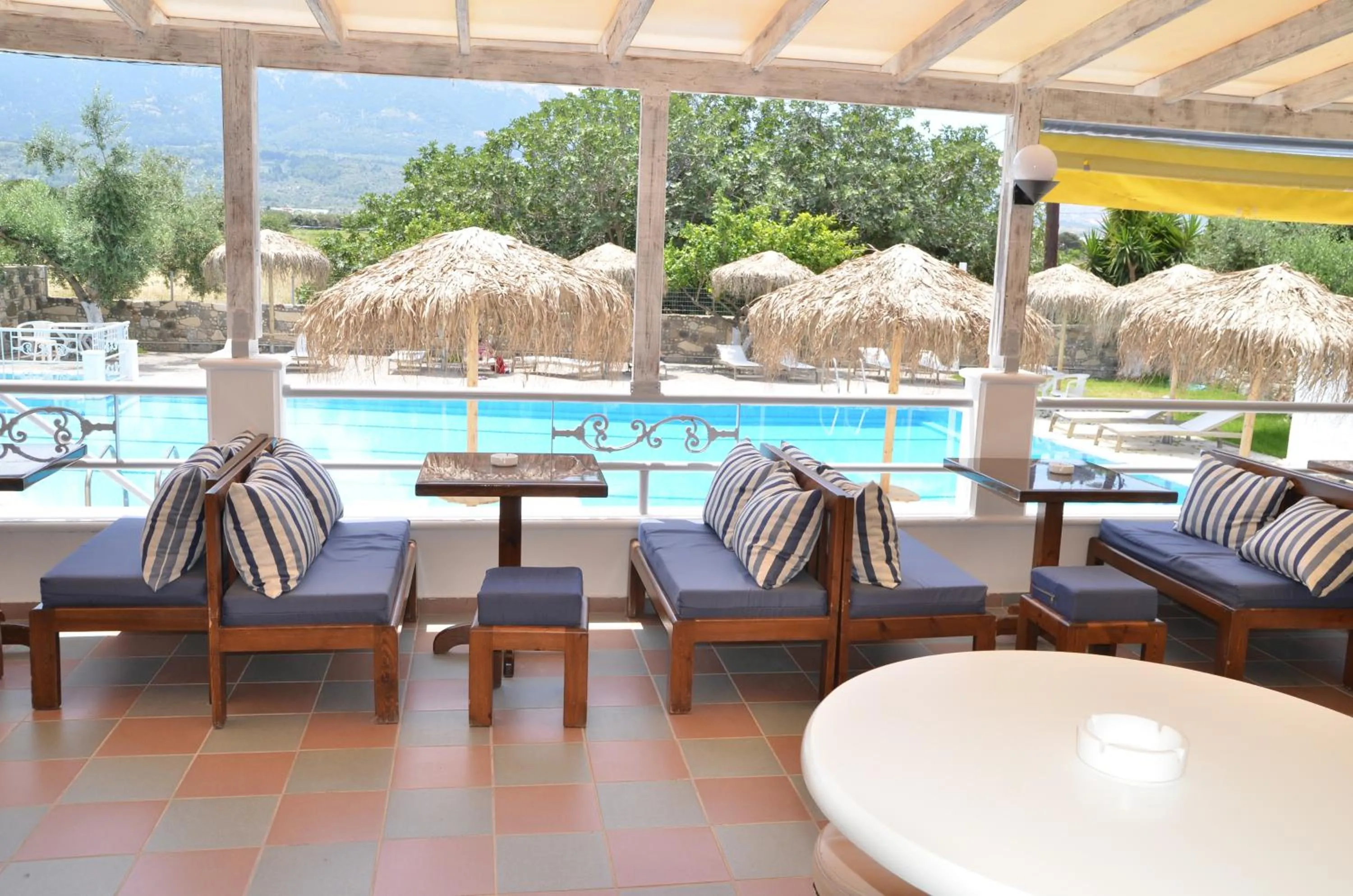 Lounge or bar in Blue Nest Hotel