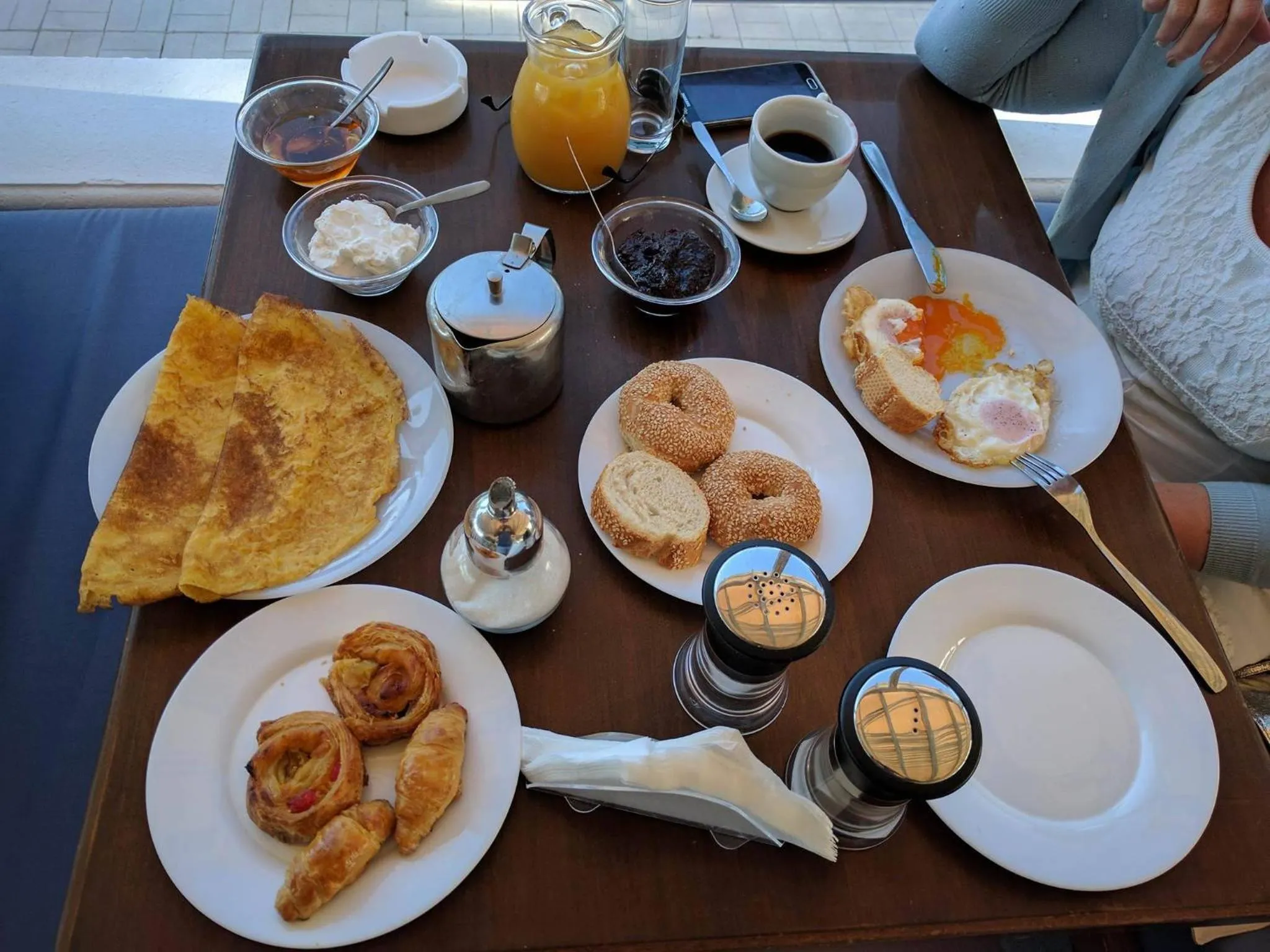Breakfast in Blue Nest Hotel