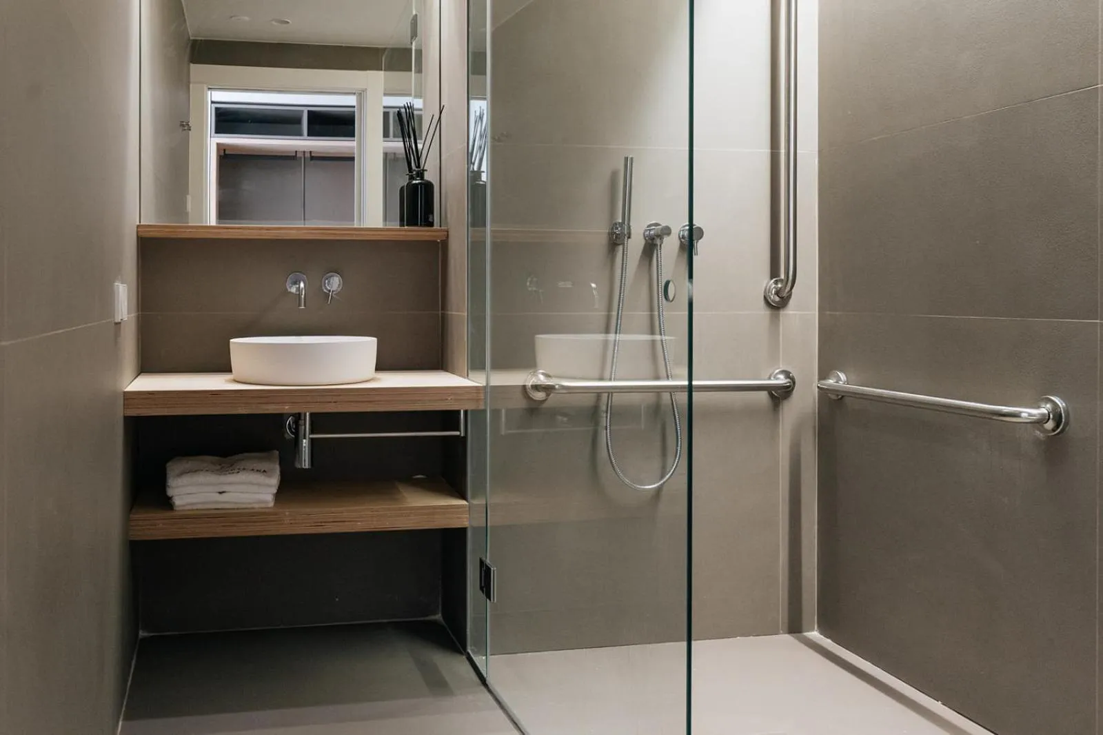 Shower in Hotel Santa Ana Tudela