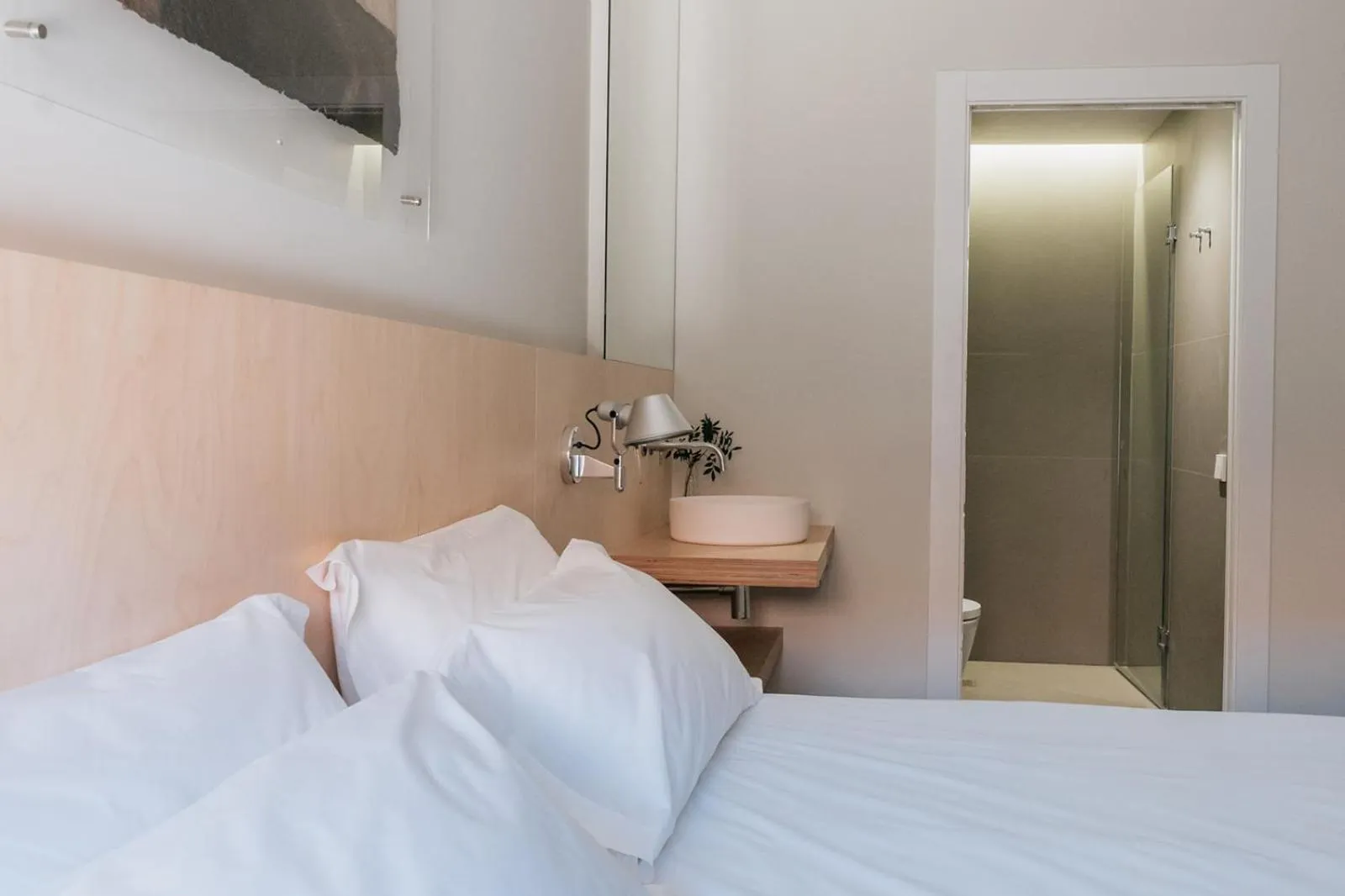 Bedroom, Bed in Hotel Santa Ana Tudela