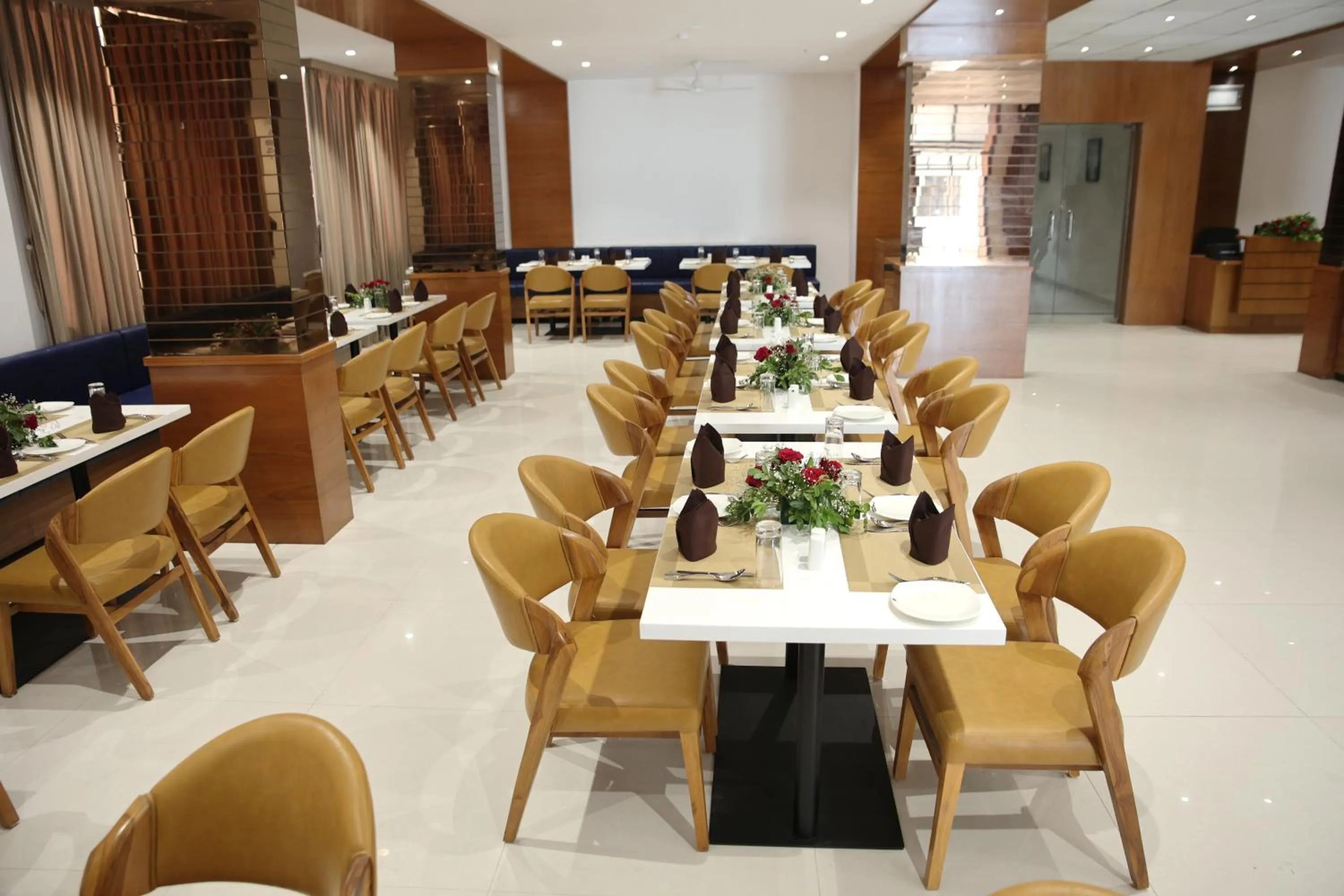 Restaurant/places to eat in Lords Eco Inn, Ambaji