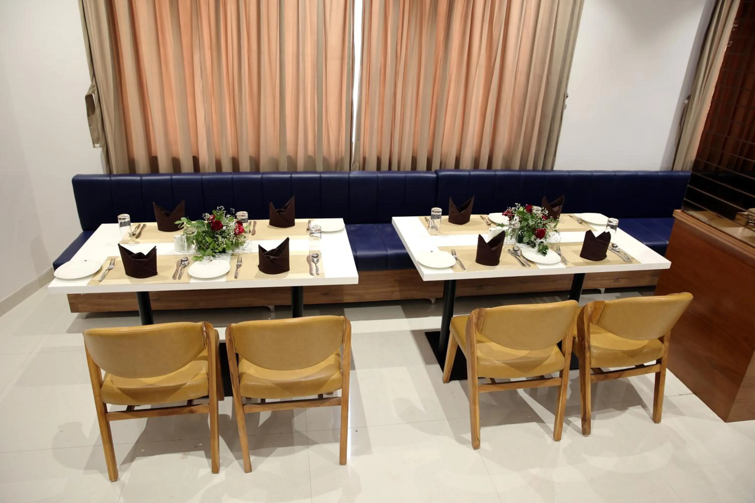 Restaurant/places to eat in Lords Eco Inn, Ambaji