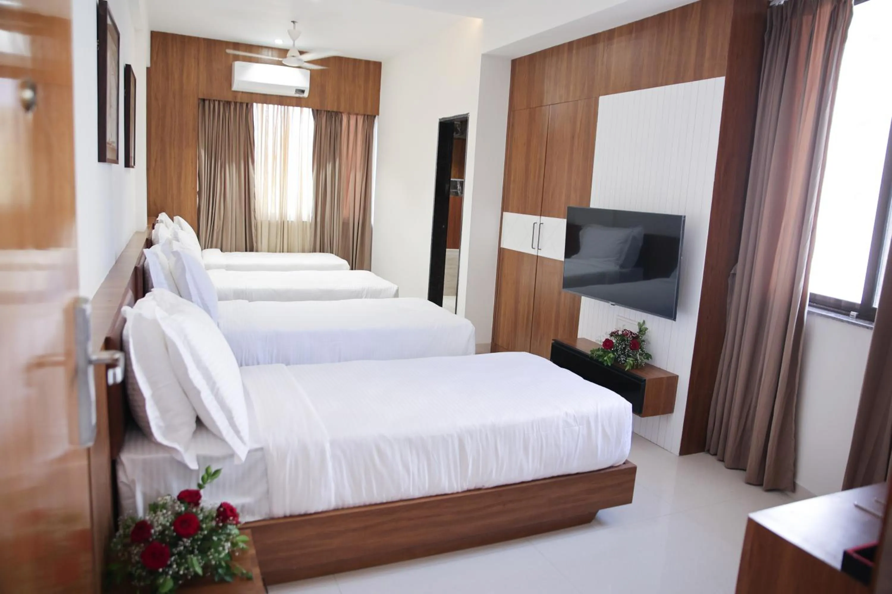 Bed in Lords Eco Inn, Ambaji