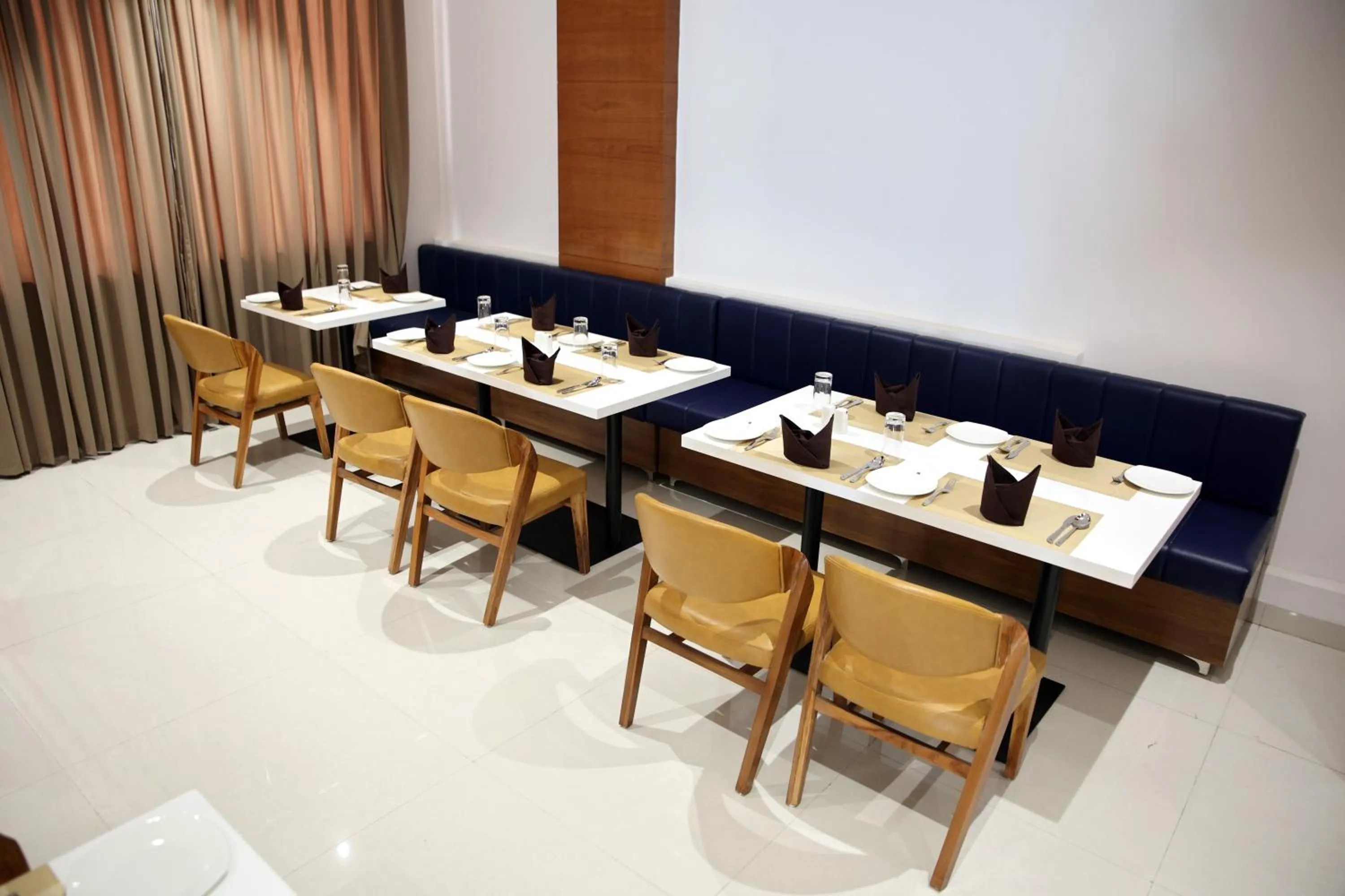 Restaurant/places to eat in Lords Eco Inn, Ambaji