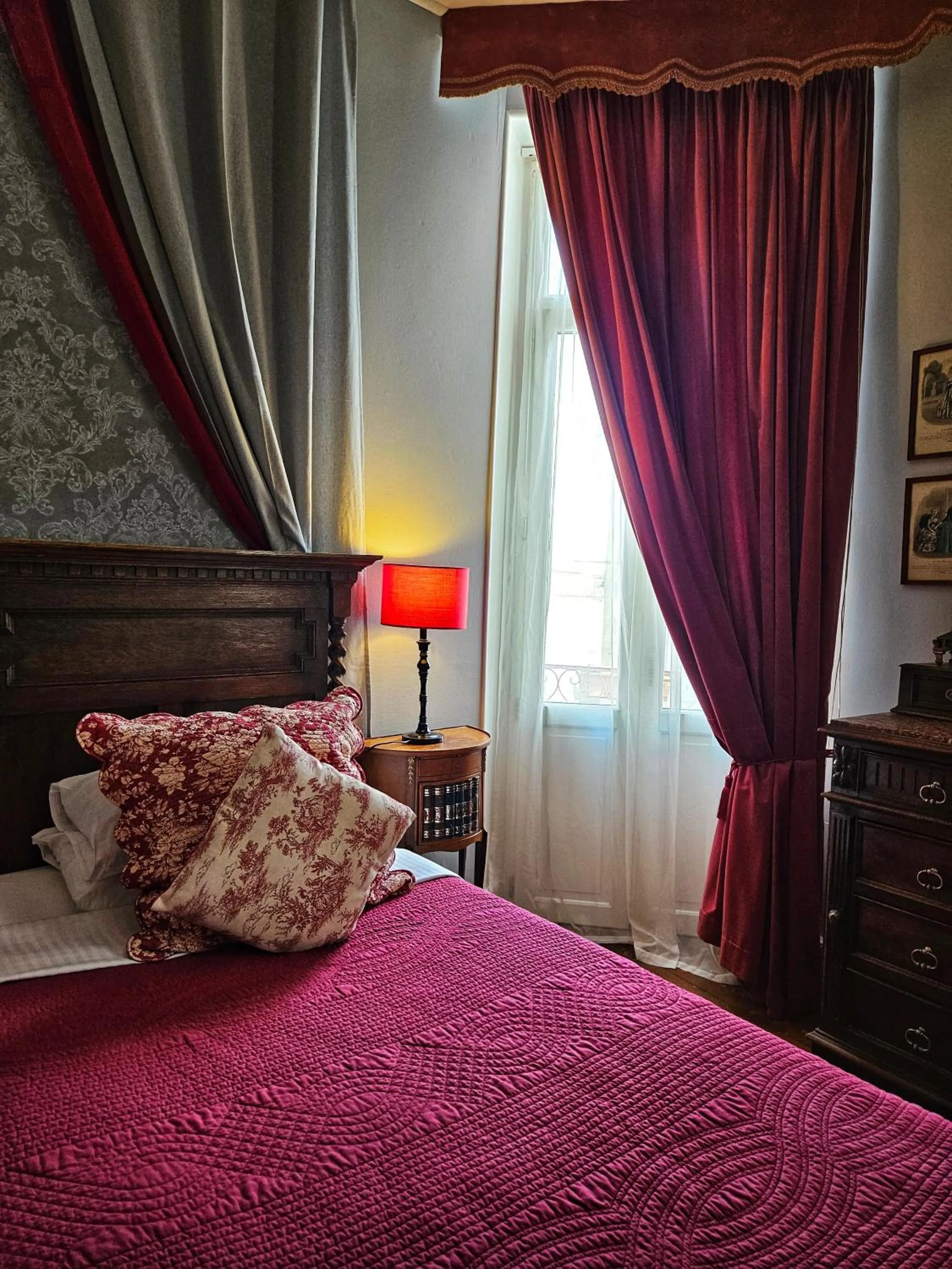 Balcony/Terrace in L'Entrée Chambres d'Hôtes Bar & Restaurant