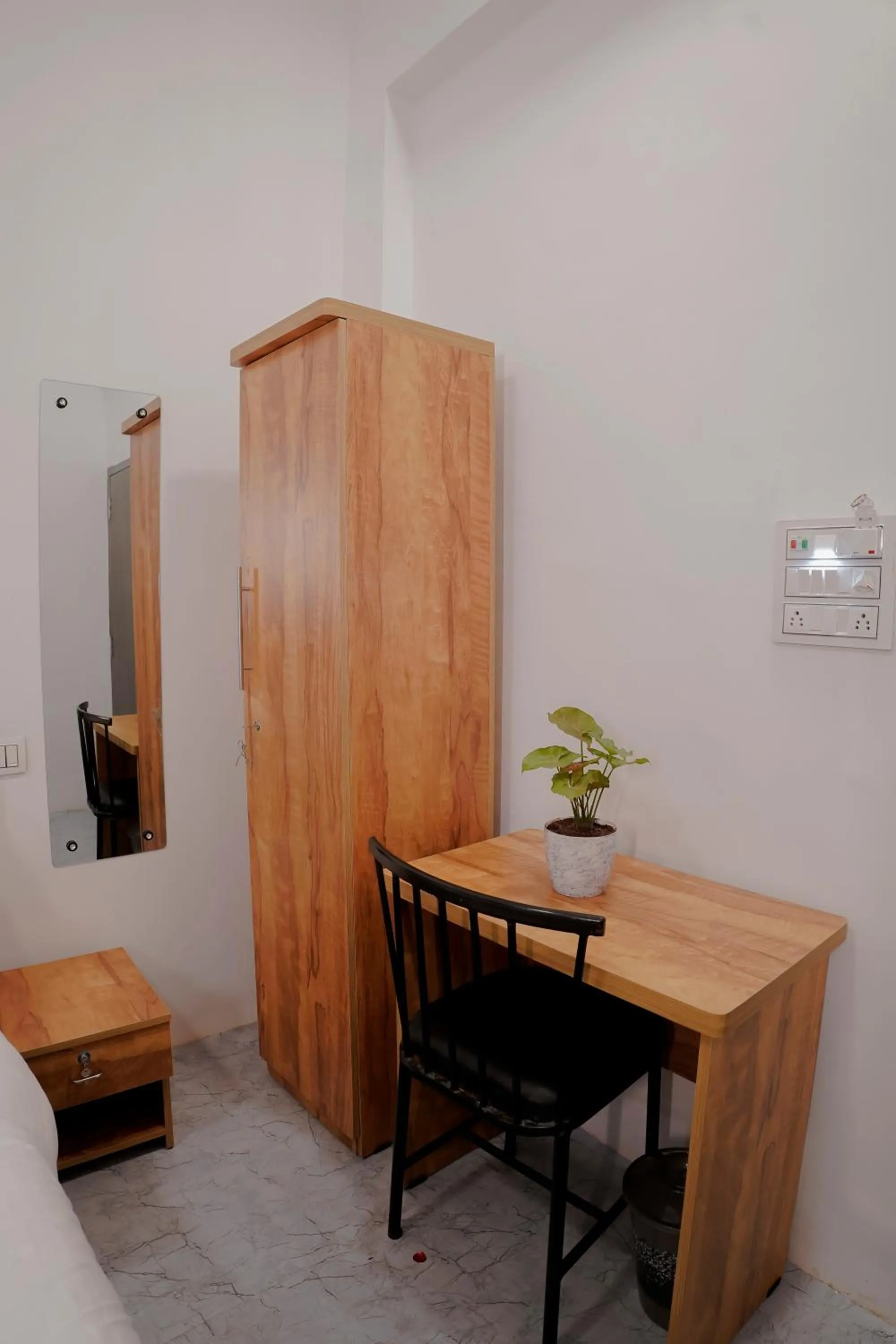 room service in Hotel Royal Accord