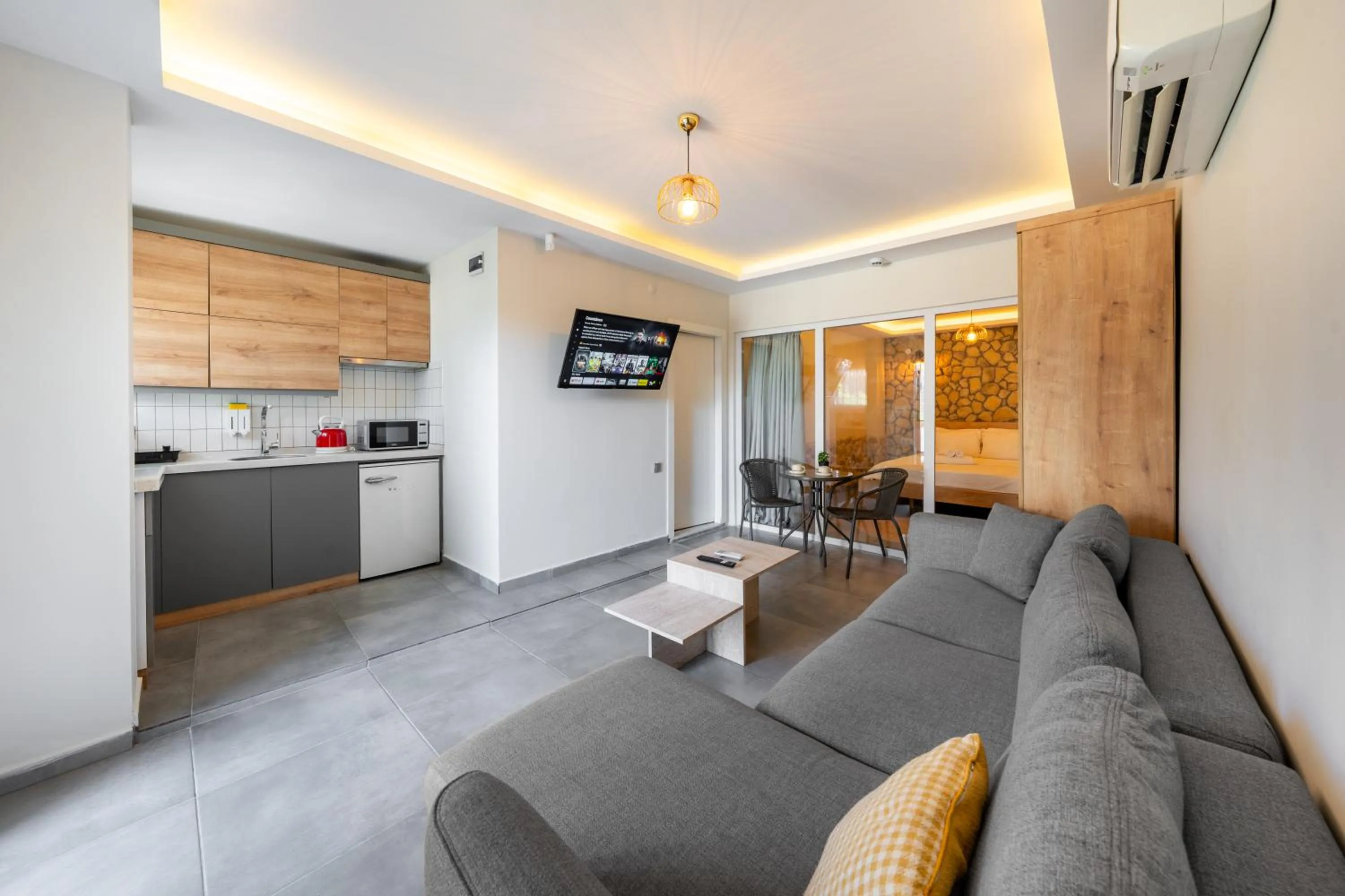 Photo of the whole room in Soul House Kuşadası