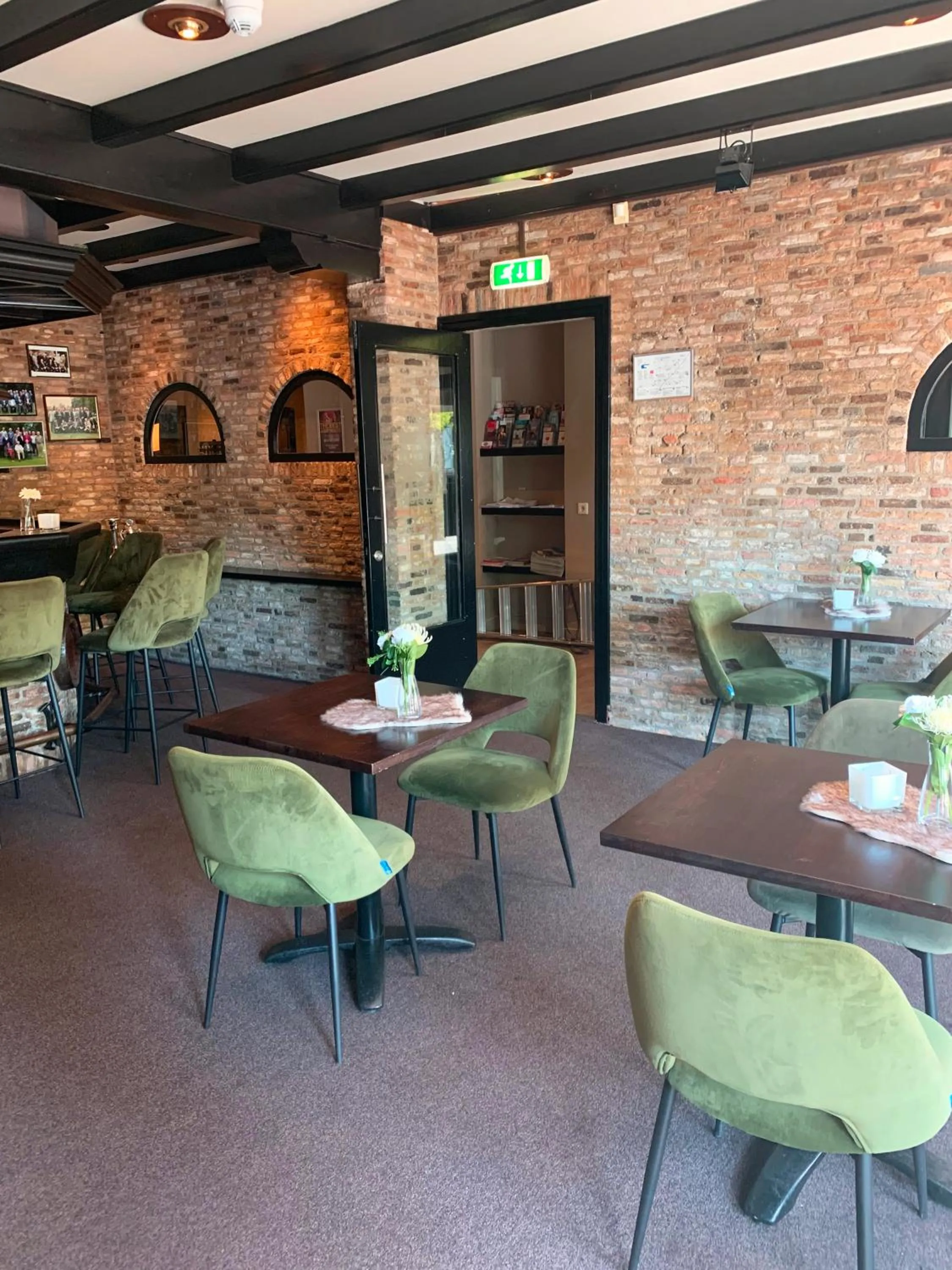 Lounge or bar in Fletcher Hotel Restaurant Prinsen