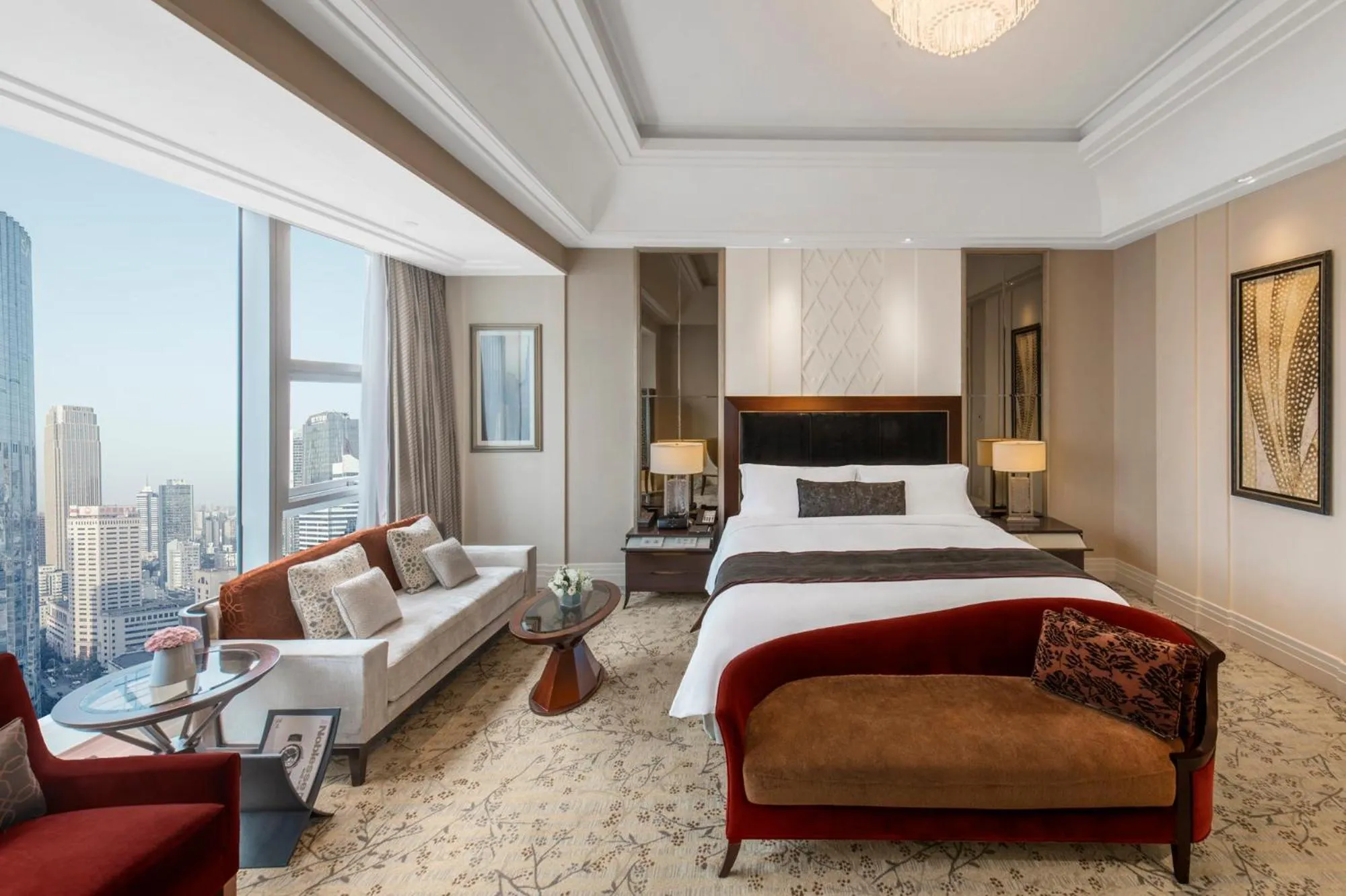 Photo of the whole room, Bed in The St. Regis Chengdu