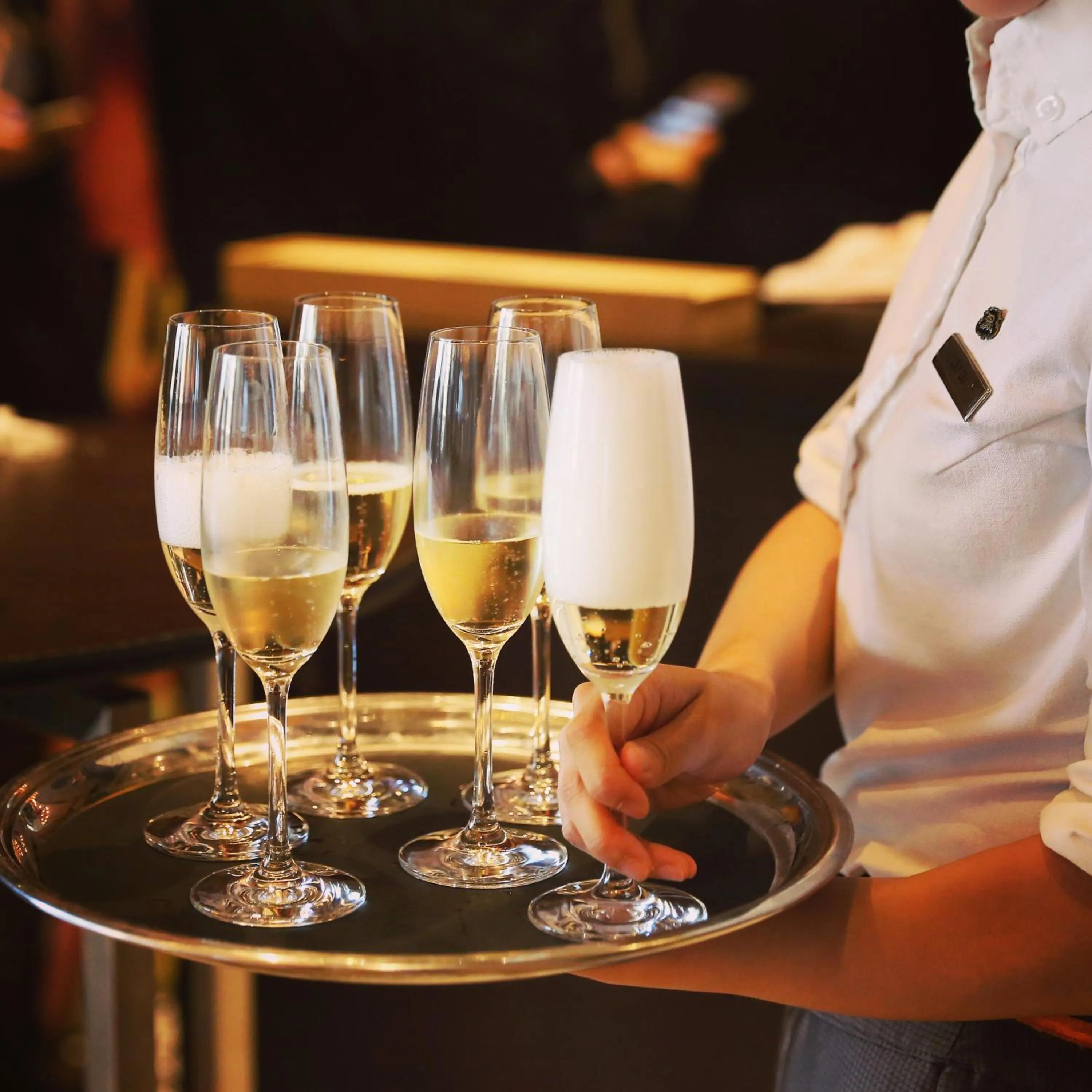 Lounge or bar in The St. Regis Chengdu