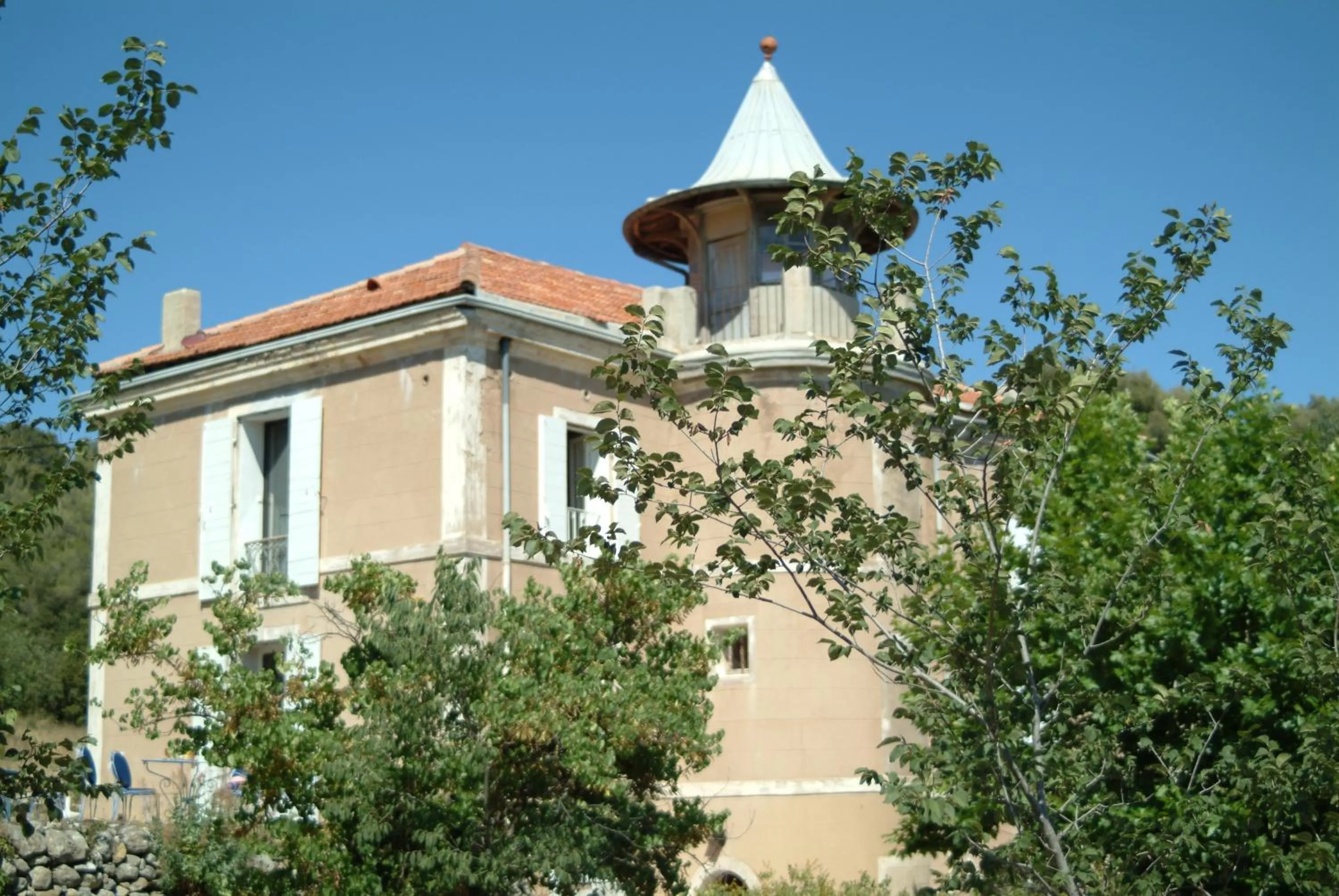 Property building in Pavillon de Beauregard