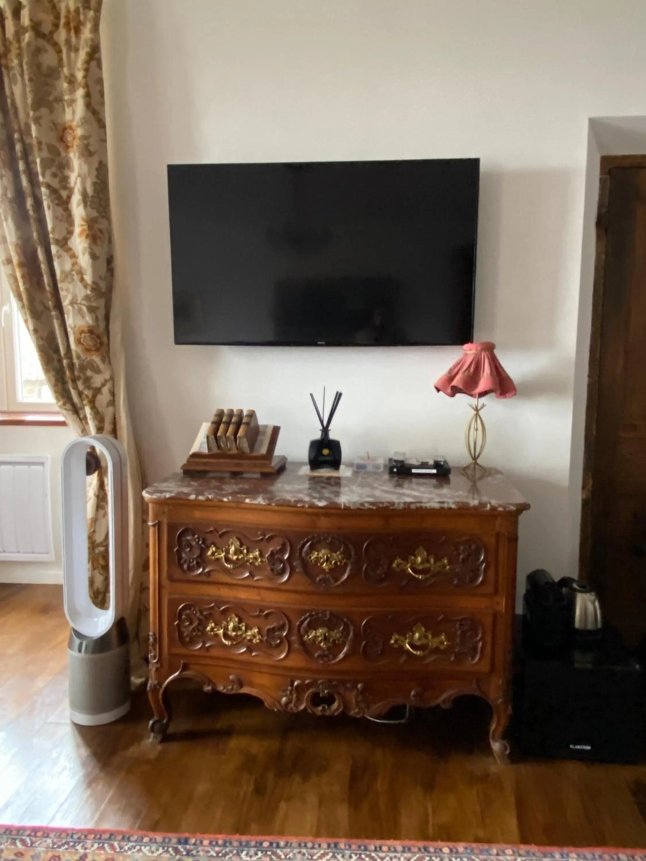 TV and multimedia in Château du Puech en Aubrac