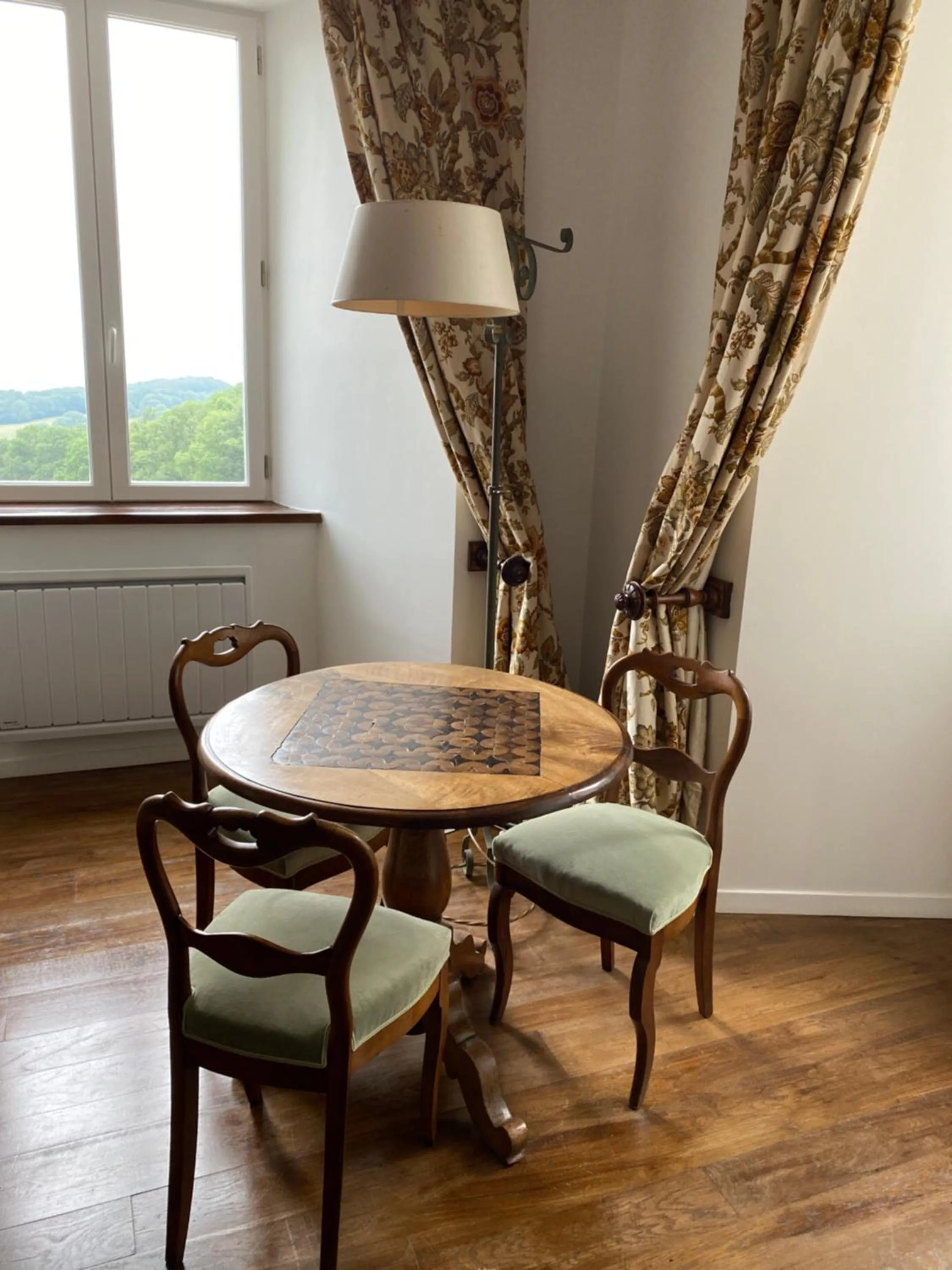 Dining area in Château du Puech