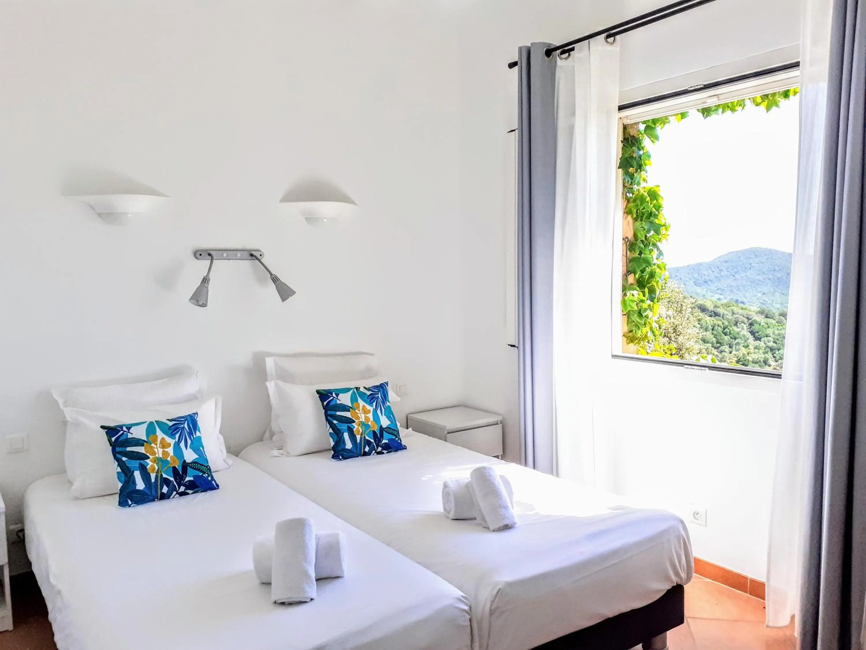 Bedroom, Bed in Résidence Belvedere de Palombaggia