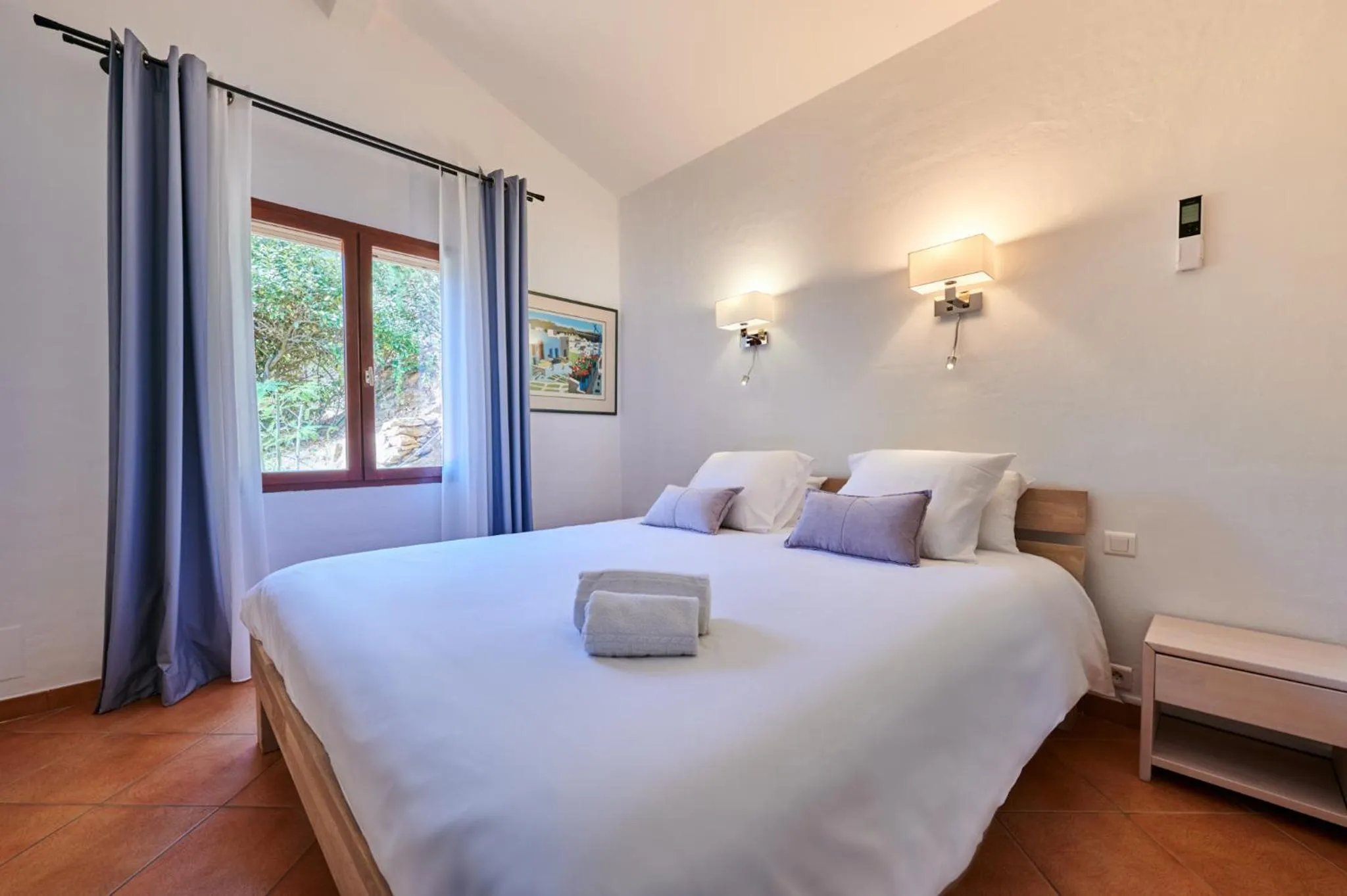 Bed in Résidence Belvedere de Palombaggia