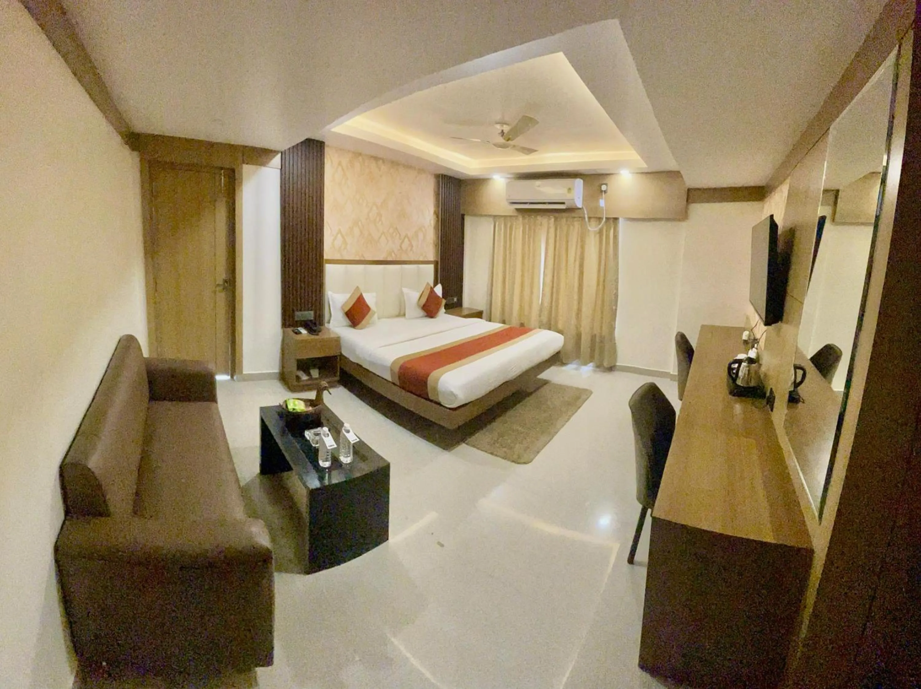 Bed in Hotel Royal Bengal