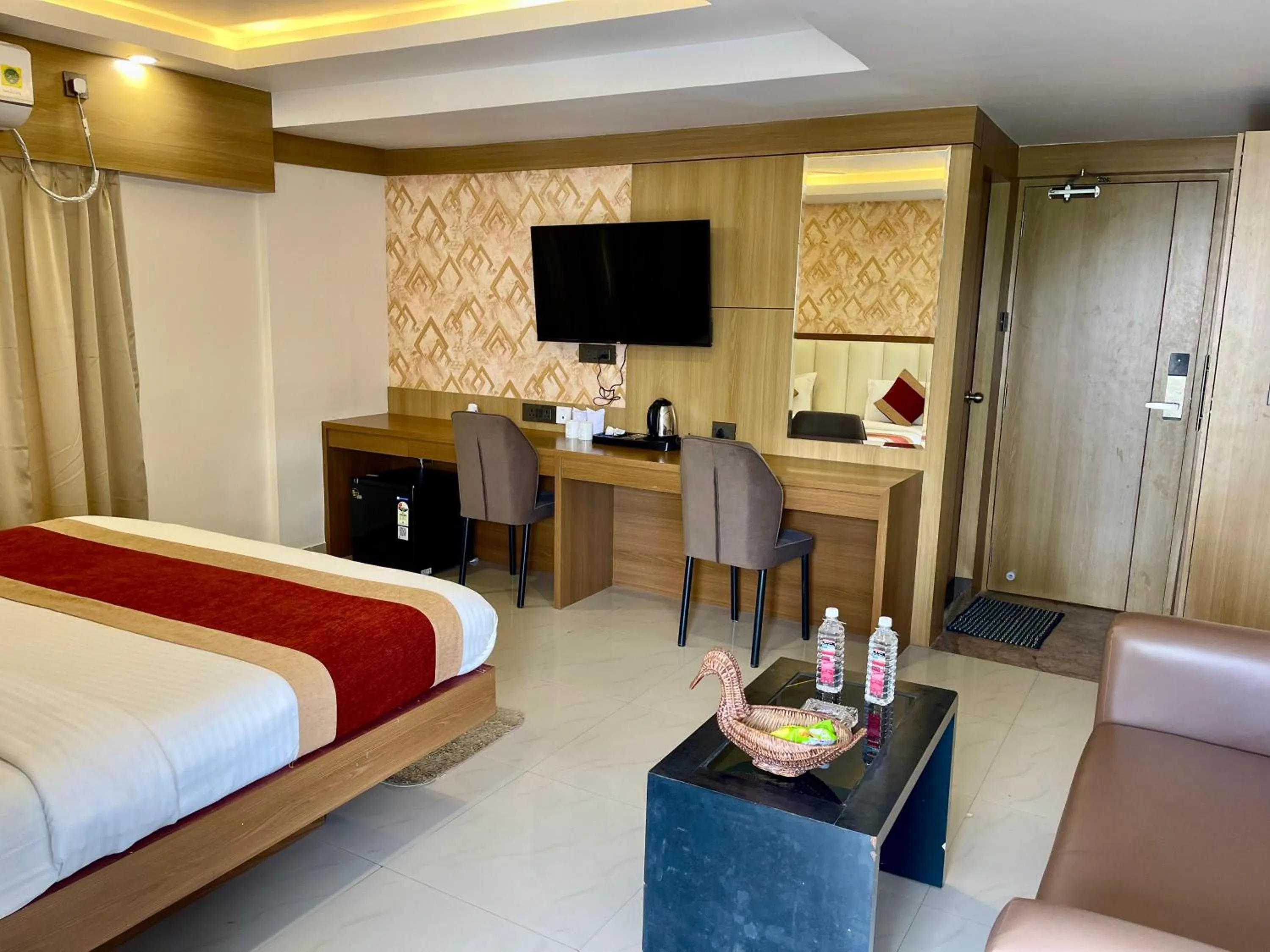 Bedroom, Bed in Hotel Royal Bengal