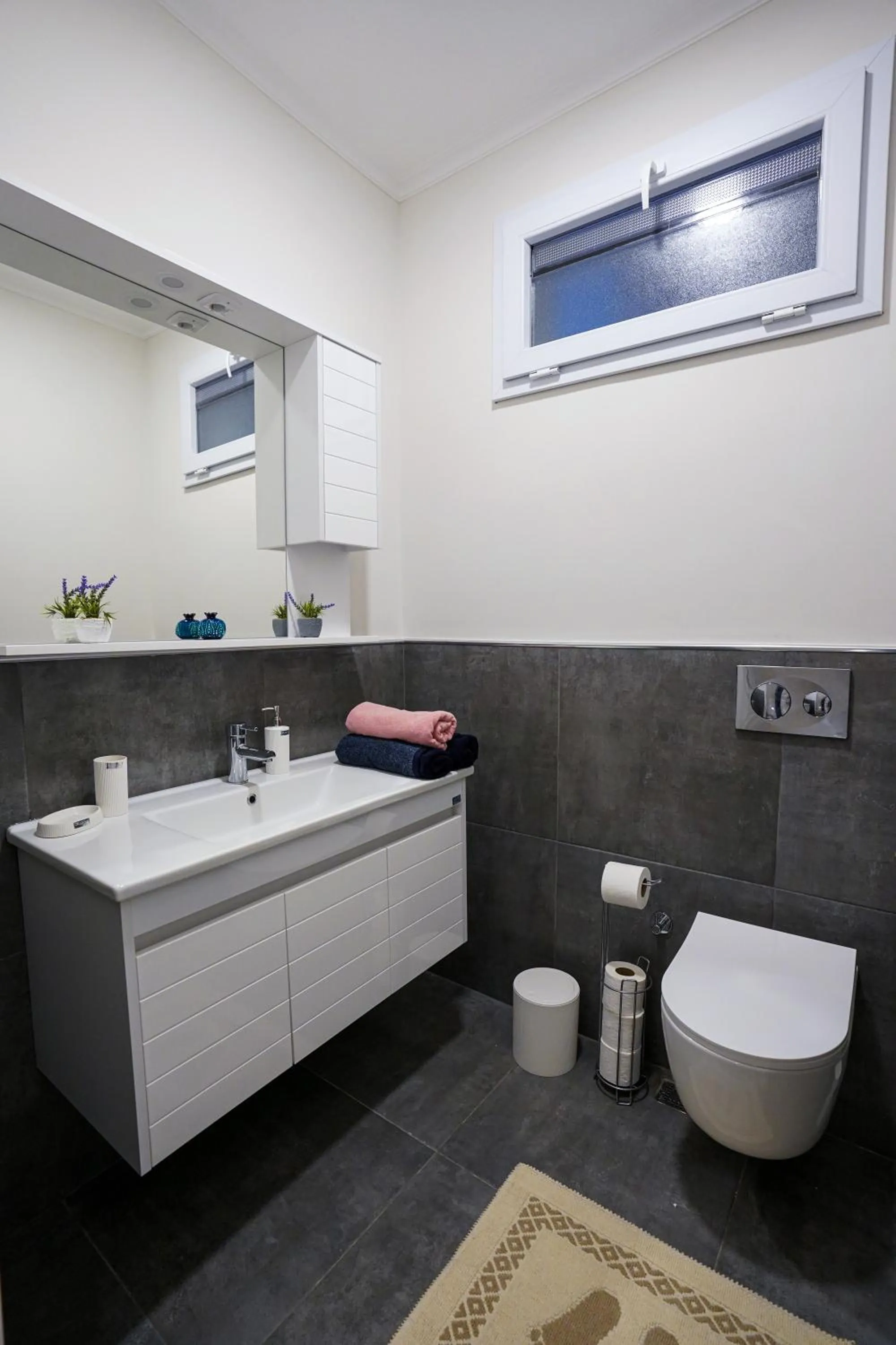 Bathroom in Merkuri apartments