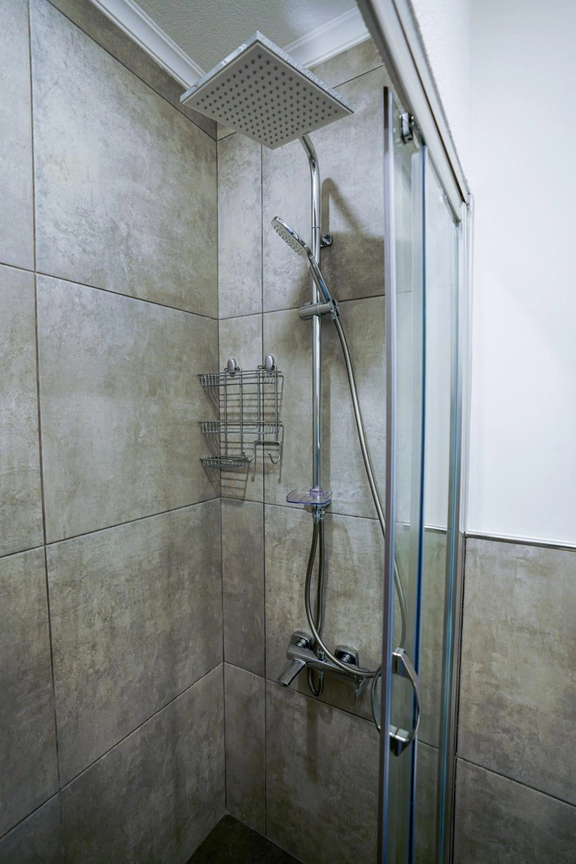 Bathroom in Merkuri apartments