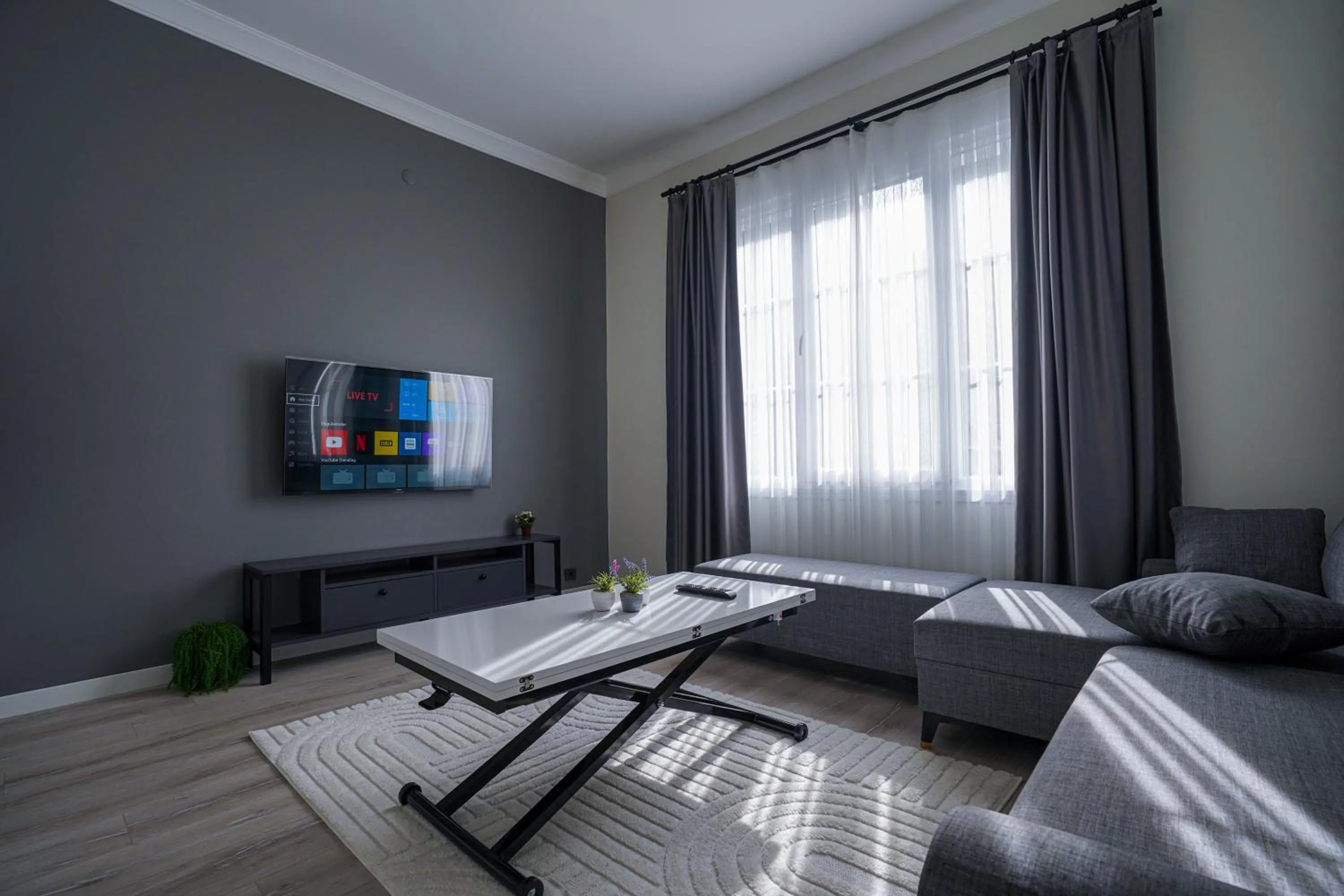 TV and multimedia, Bed in Merkuri apartments