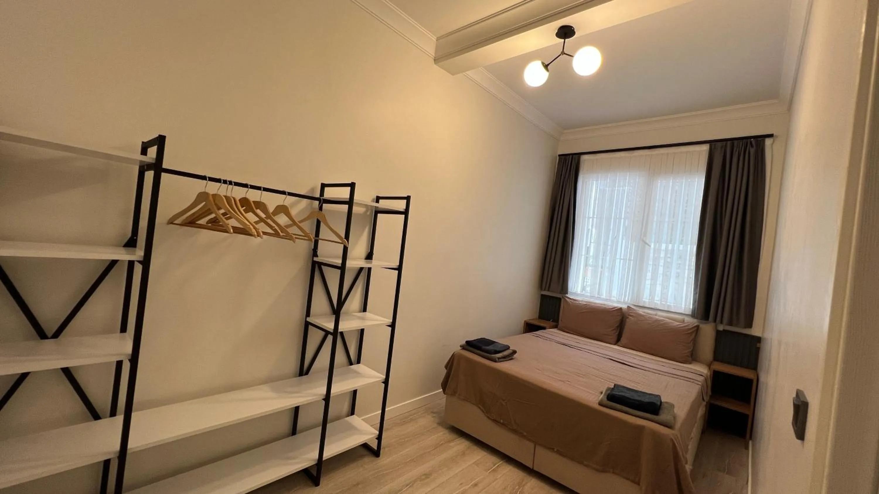 Bedroom, Bed in Merkuri apartments