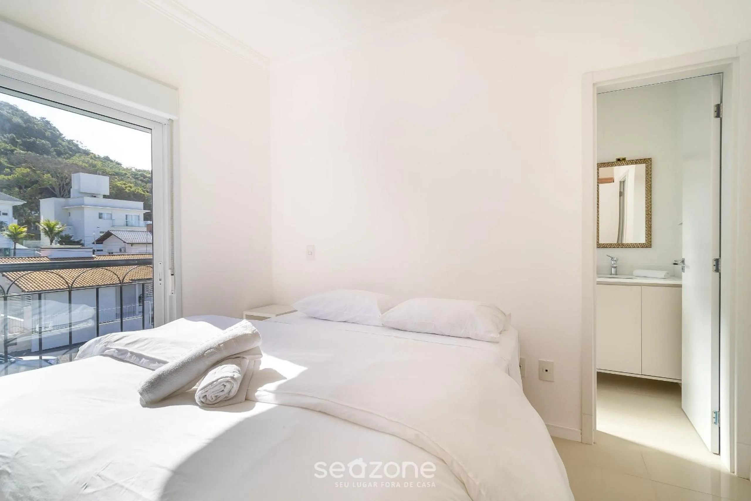 Bedroom, Bed in Lindo apto com churrrasqueira em Floripa IBE104