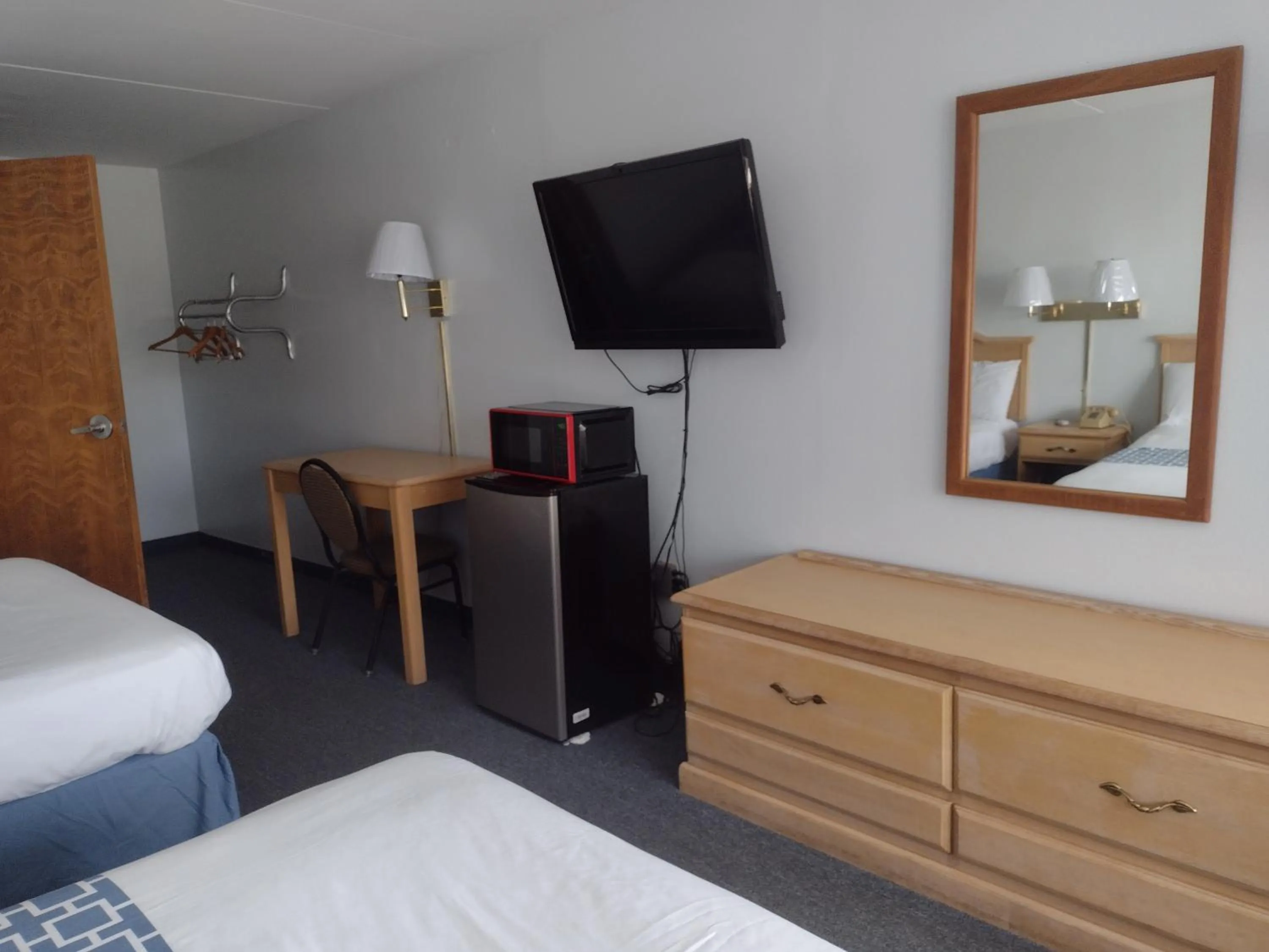 Bed in Wind Chase Inn