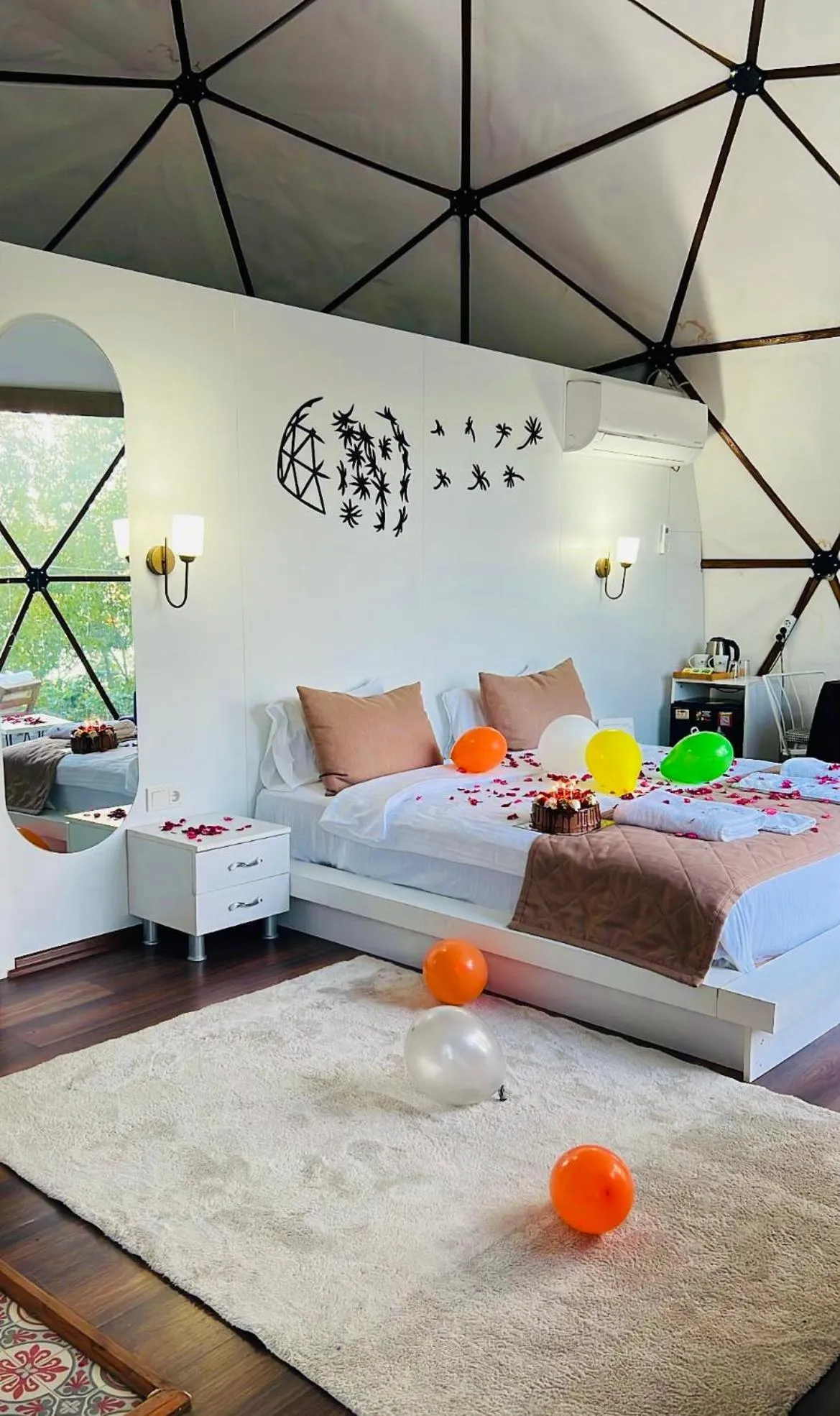 Phalesia Glamping Otel